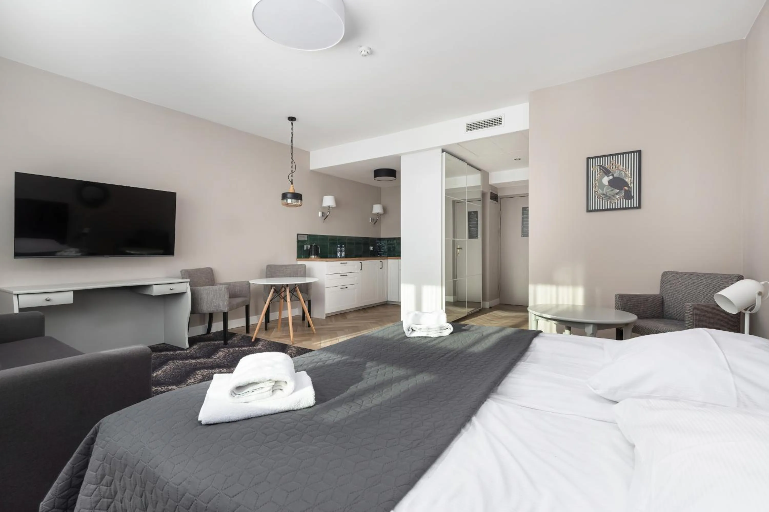 Photo of the whole room, Bed in Aparthotel Etna