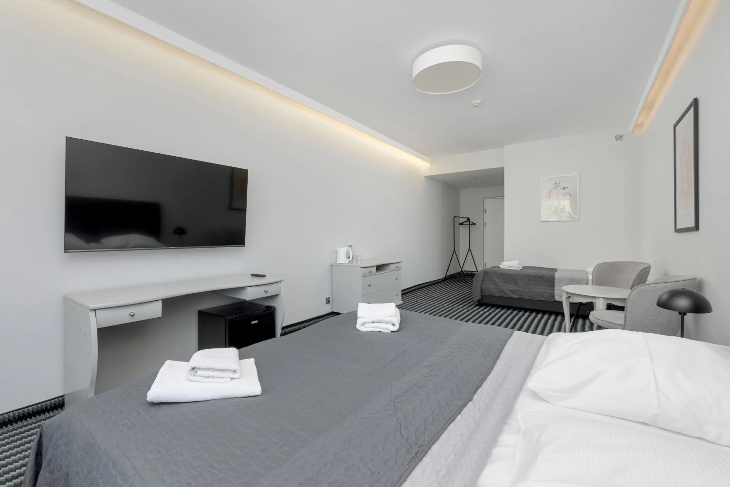 Photo of the whole room, Bed in Aparthotel Etna