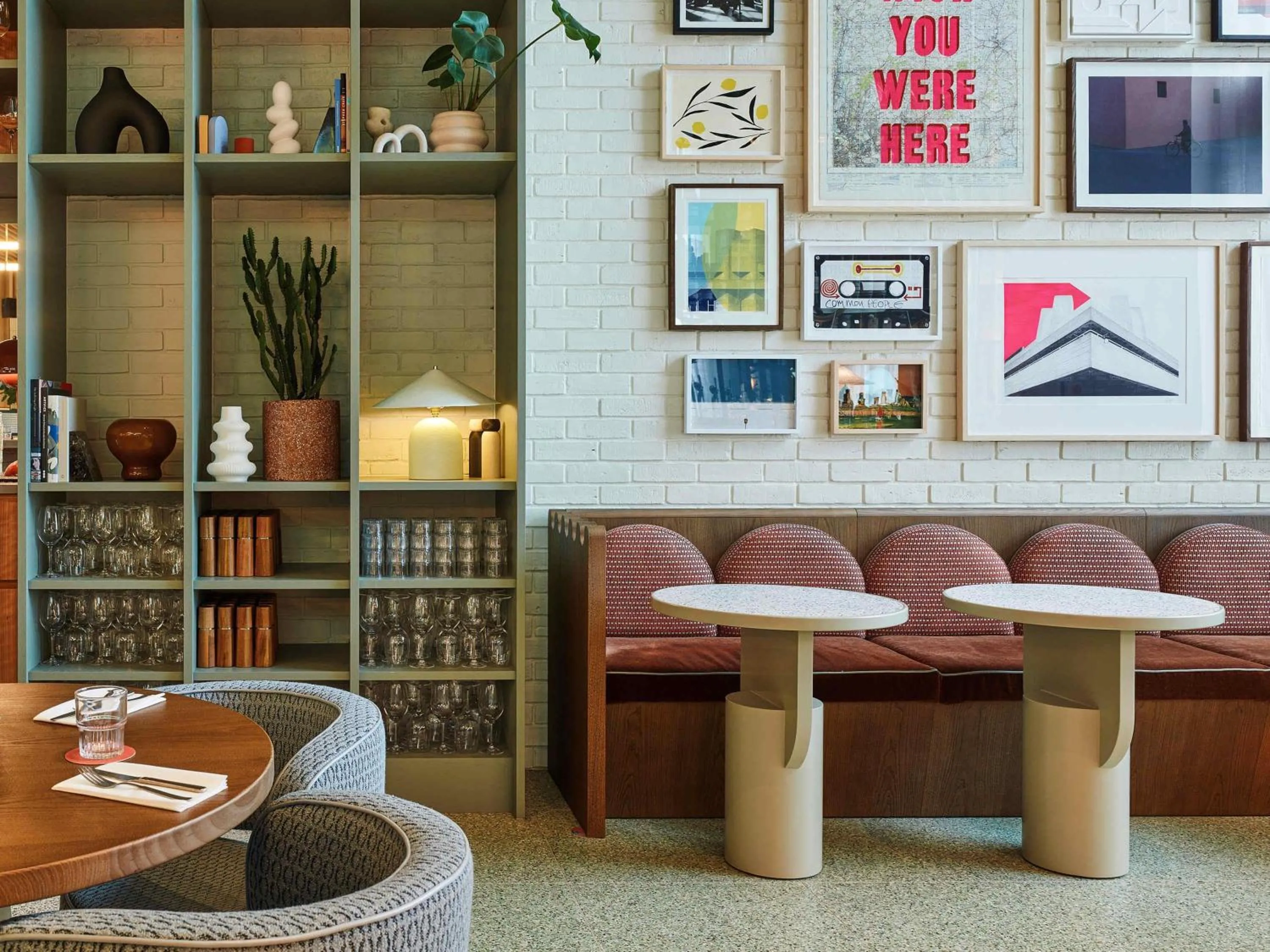 Restaurant/places to eat in TRIBE London Canary Wharf