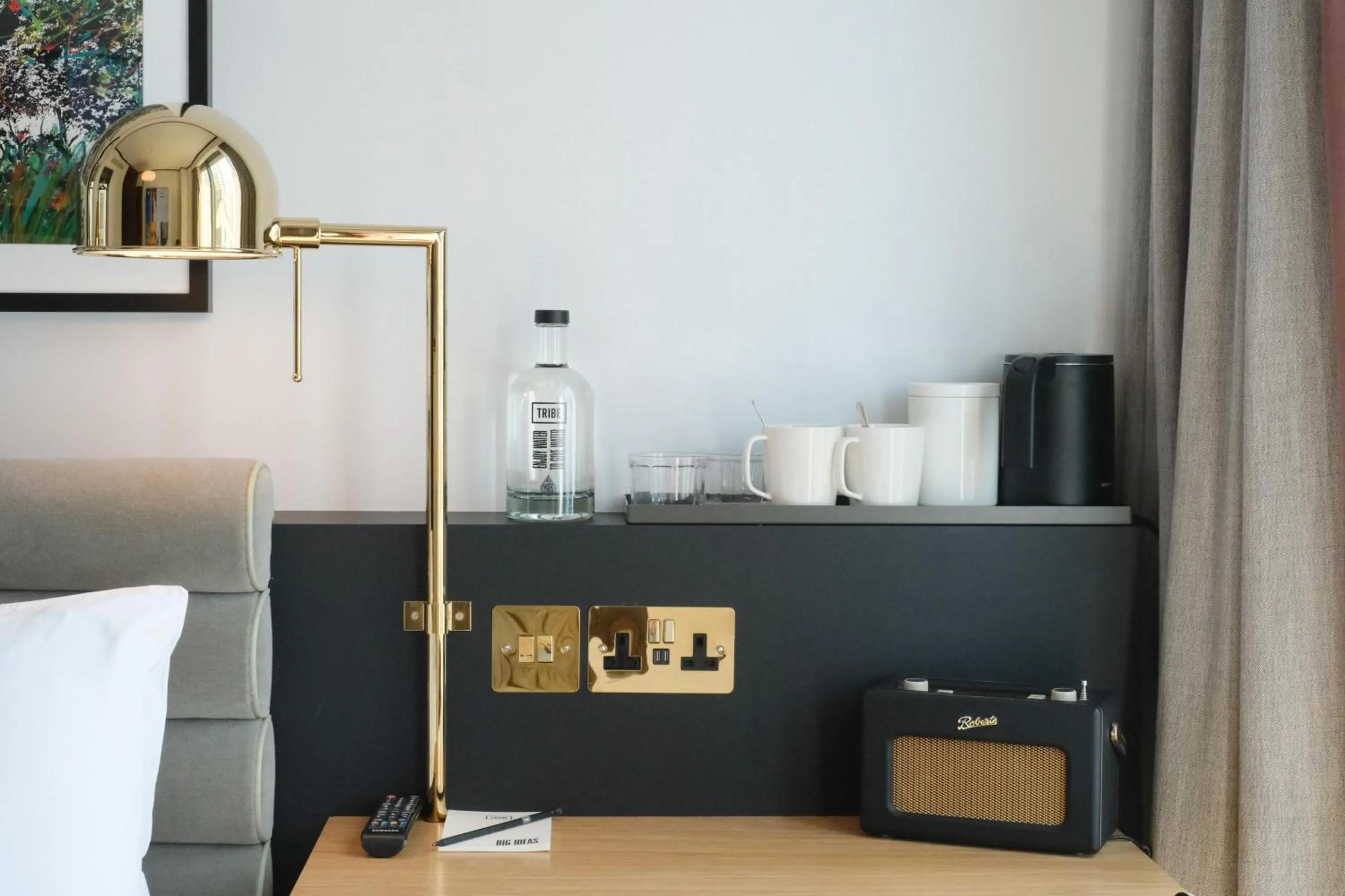 Bedroom, Bed in TRIBE London Canary Wharf