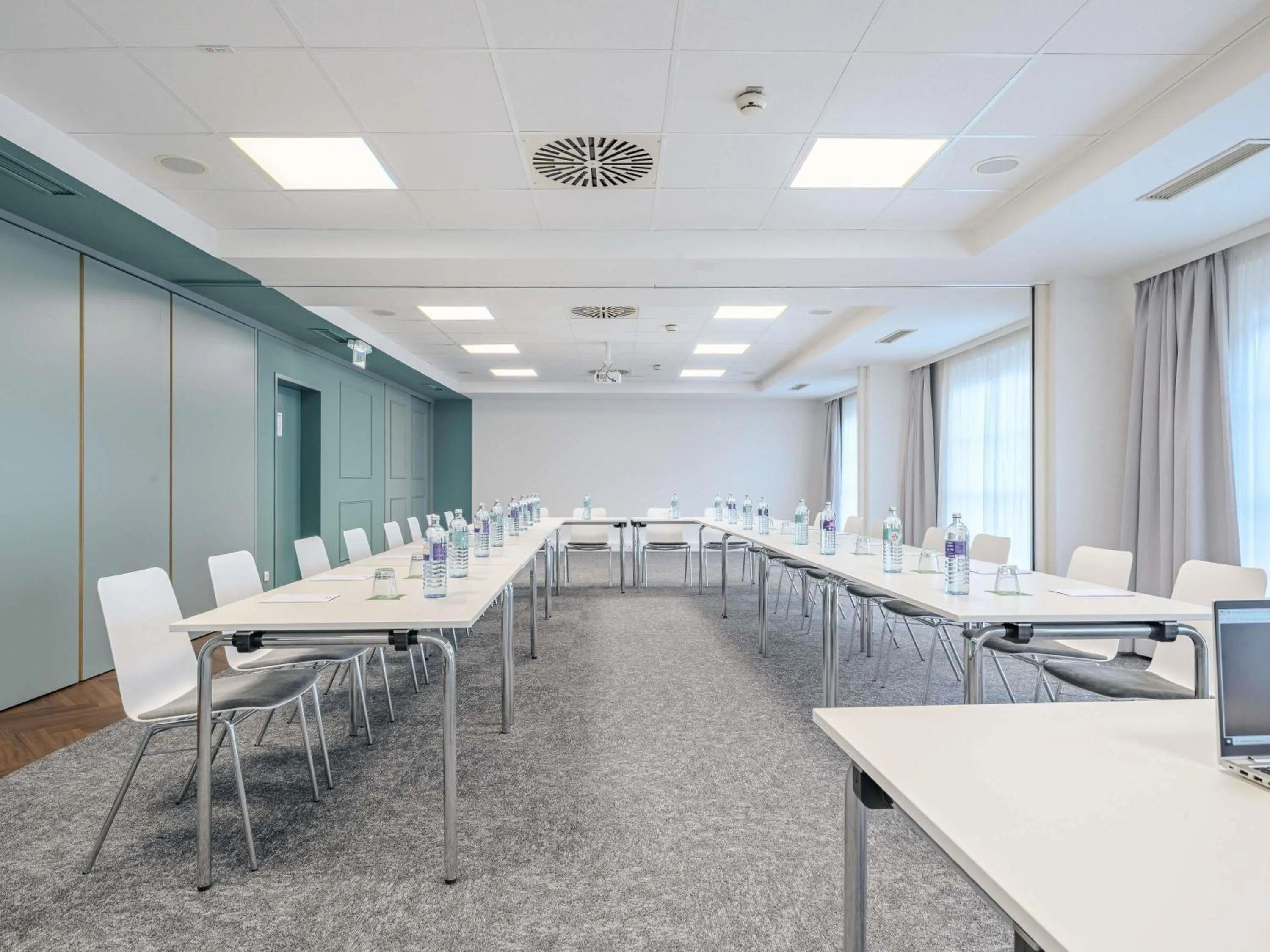 Meeting/conference room in ibis Styles Graz Messe