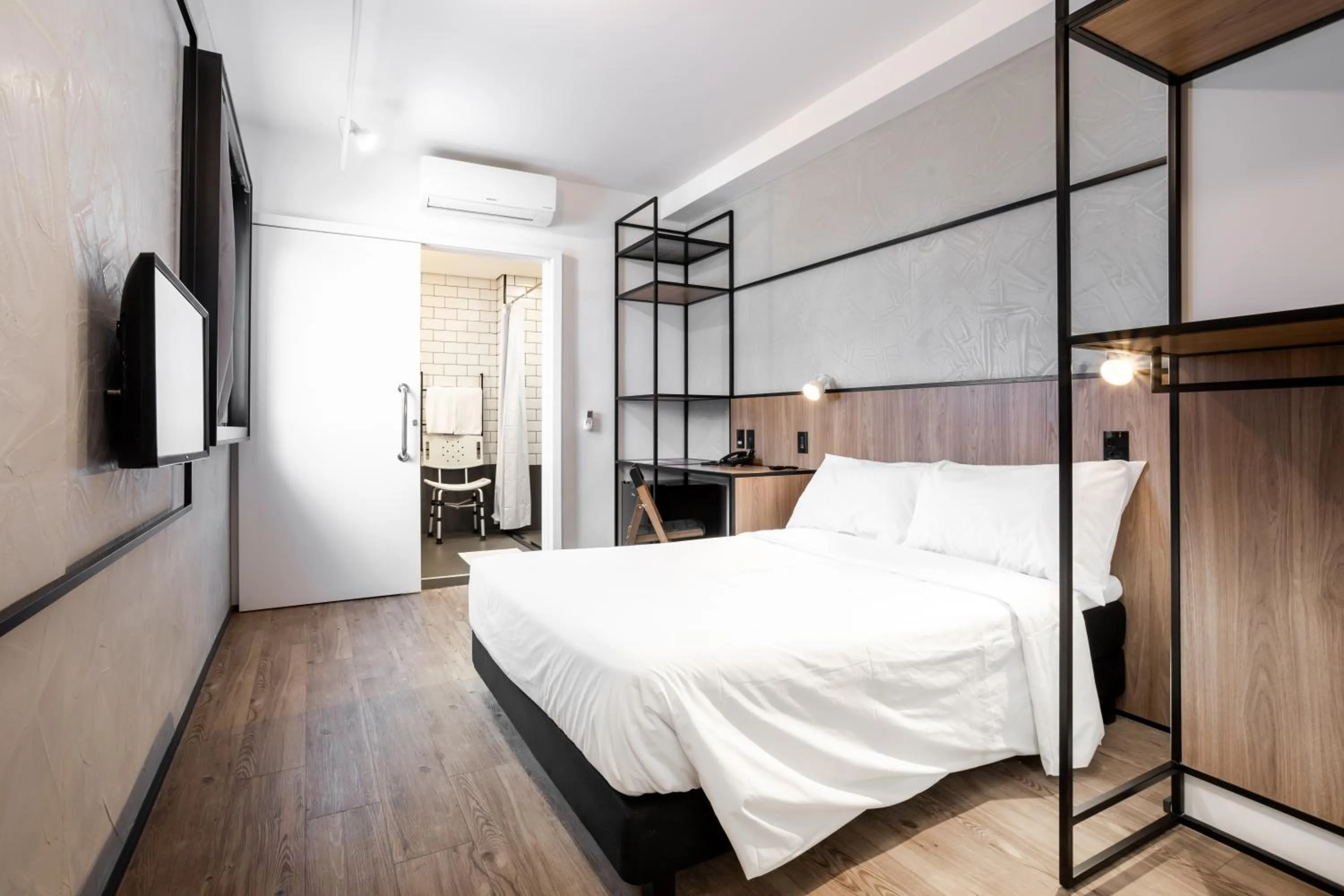 Bed in ibis Botucatu