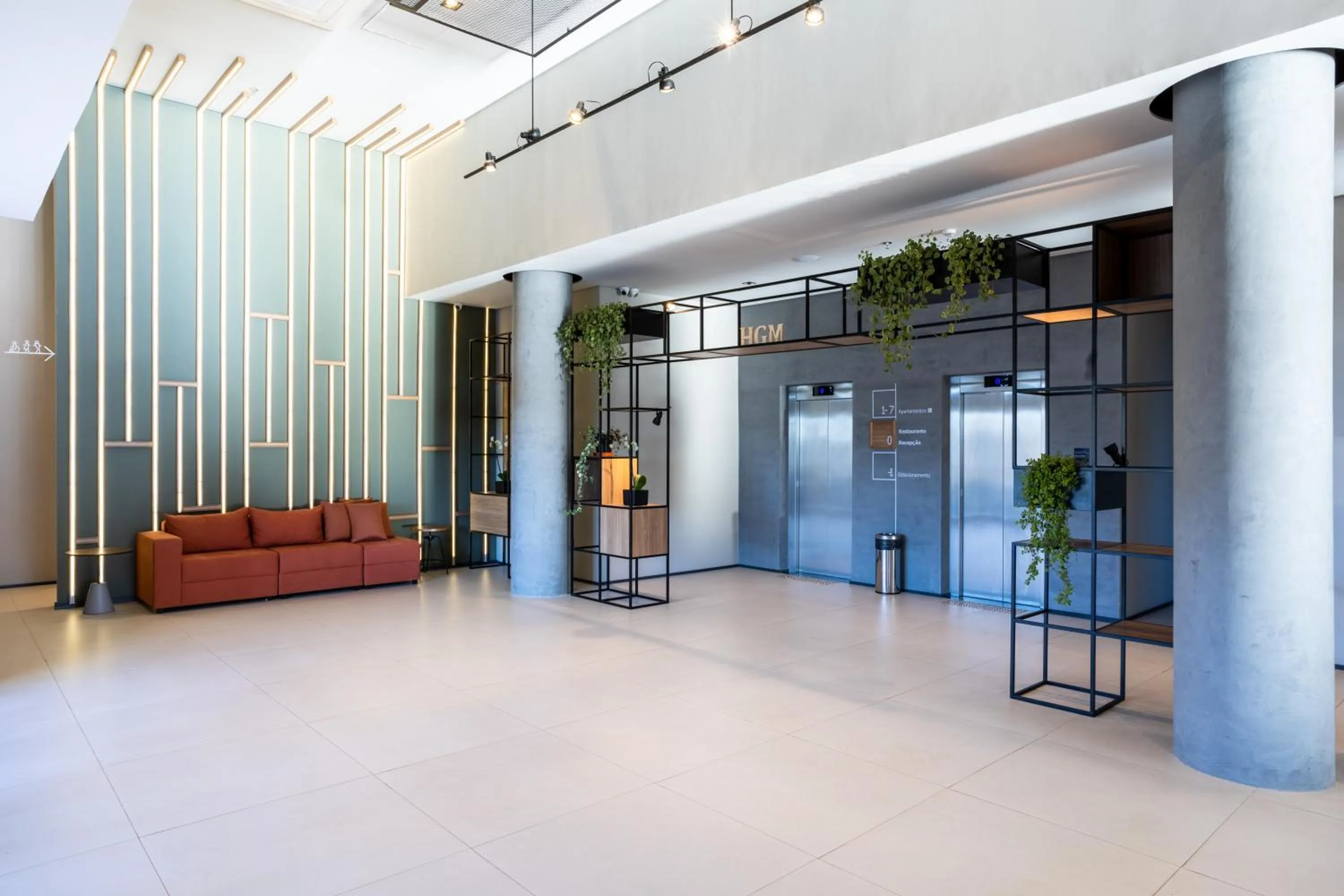 Seating area in ibis Botucatu