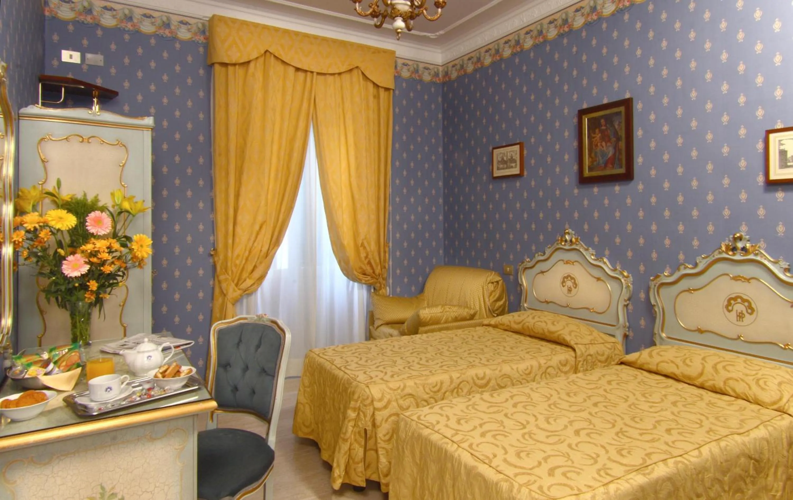 Bedroom, Bed in Hotel Villa San Lorenzo Maria