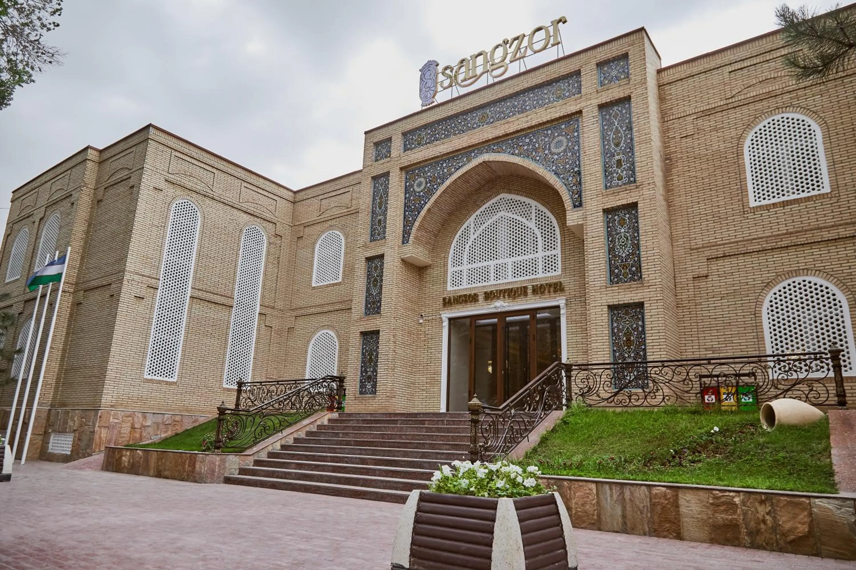 Facade/entrance in Sangzor Boutique Hotel