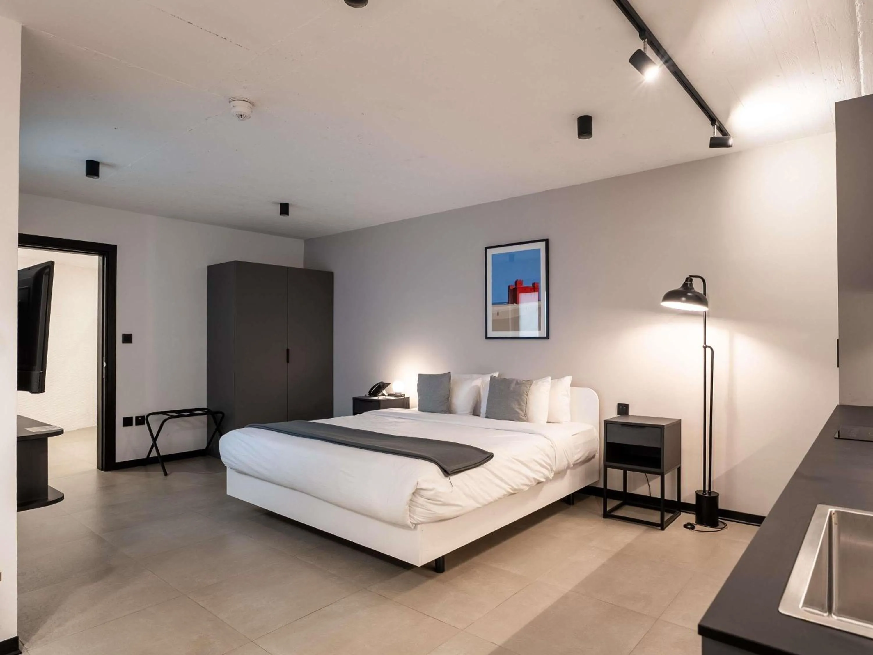 Bedroom, Bed in Aparthotel Adagio Malta Central