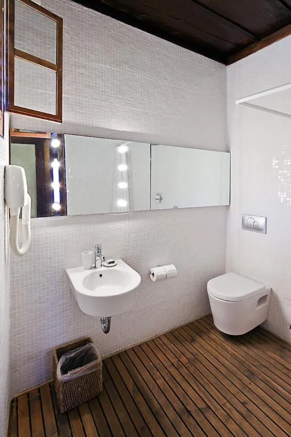 Toilet in Gulevi Safranbolu Heritage Hotel