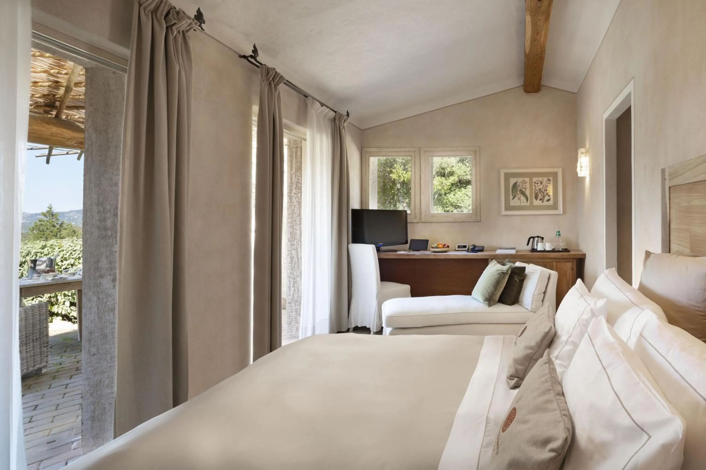 Bedroom, Bed in Petra Segreta Resort & Spa