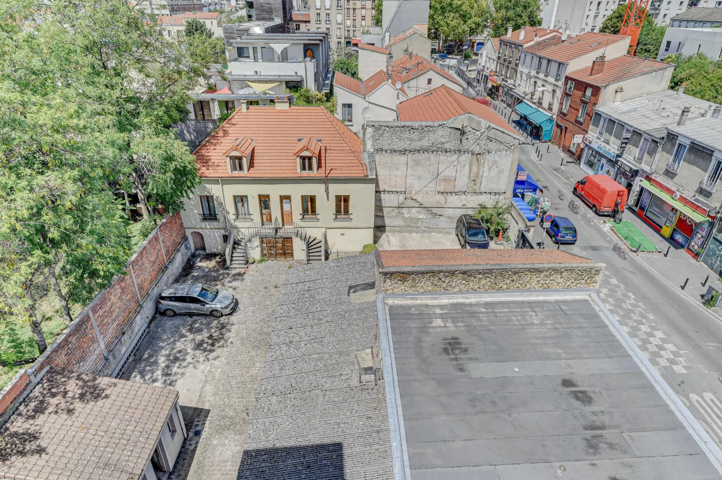 Bird's eye view in Hôtel Robespierre Ex Idéal hôtel Paris - Montreuil