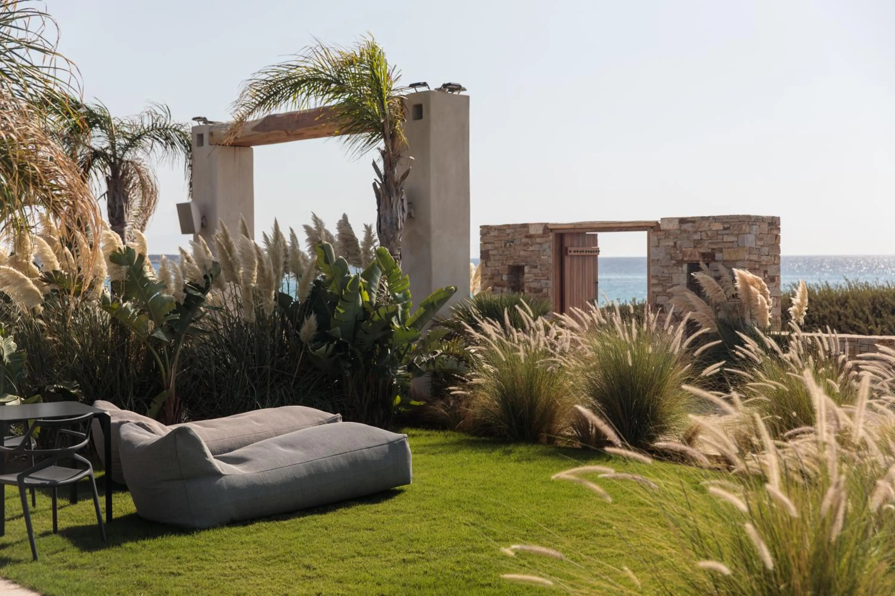 Garden in Eden Beachfront Residences & Suites