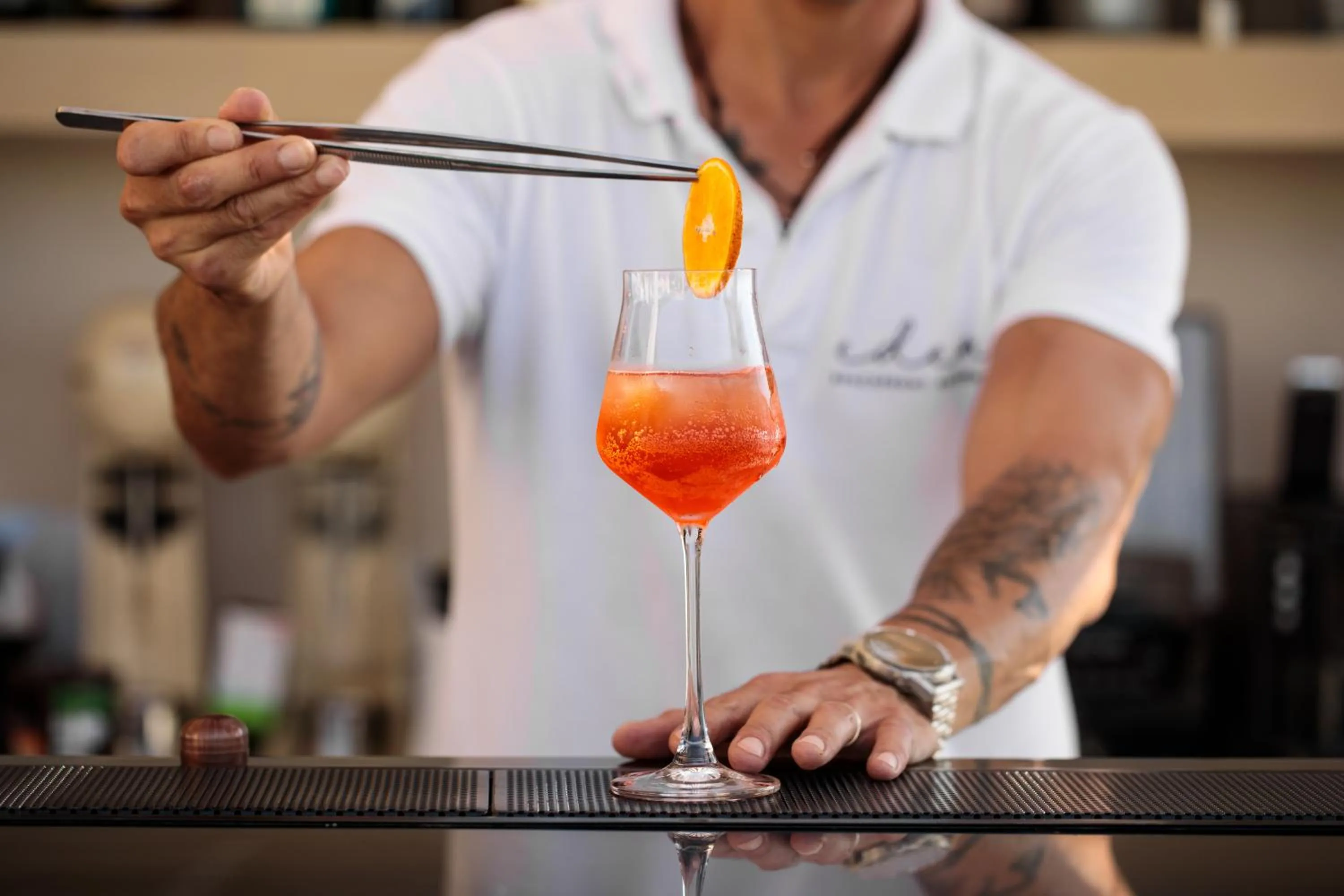 Food and drinks in Eden Beachfront Residences & Suites