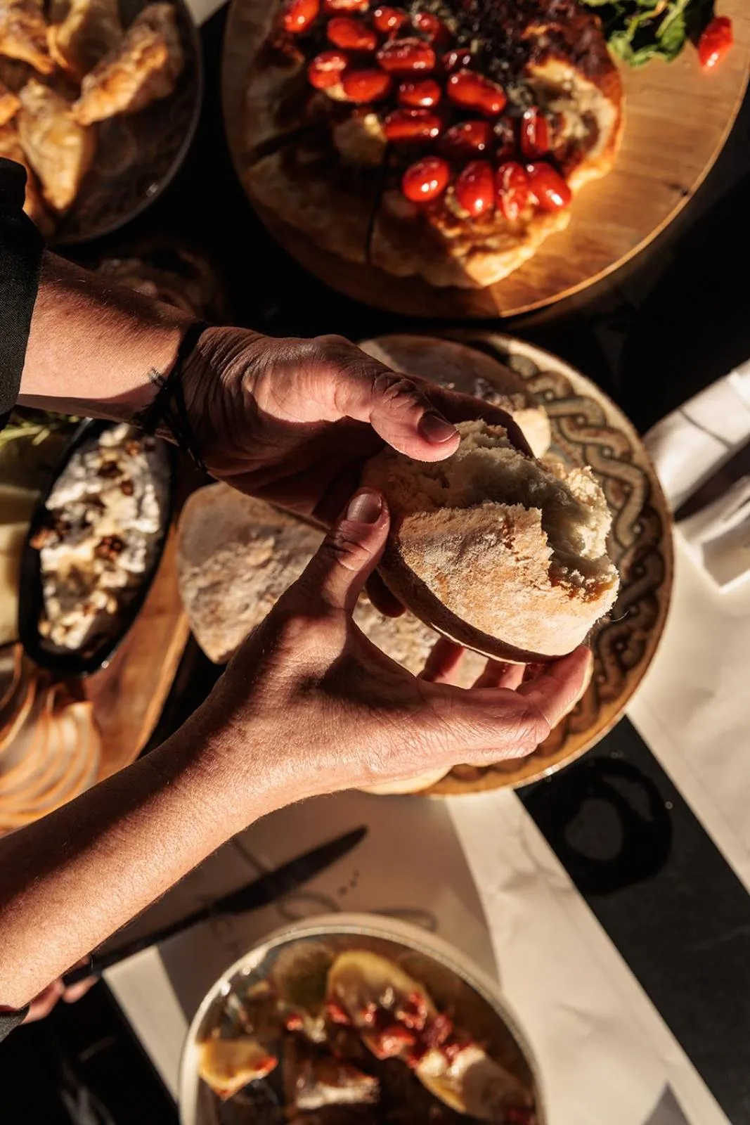 Food and drinks in Eden Beachfront Residences & Suites