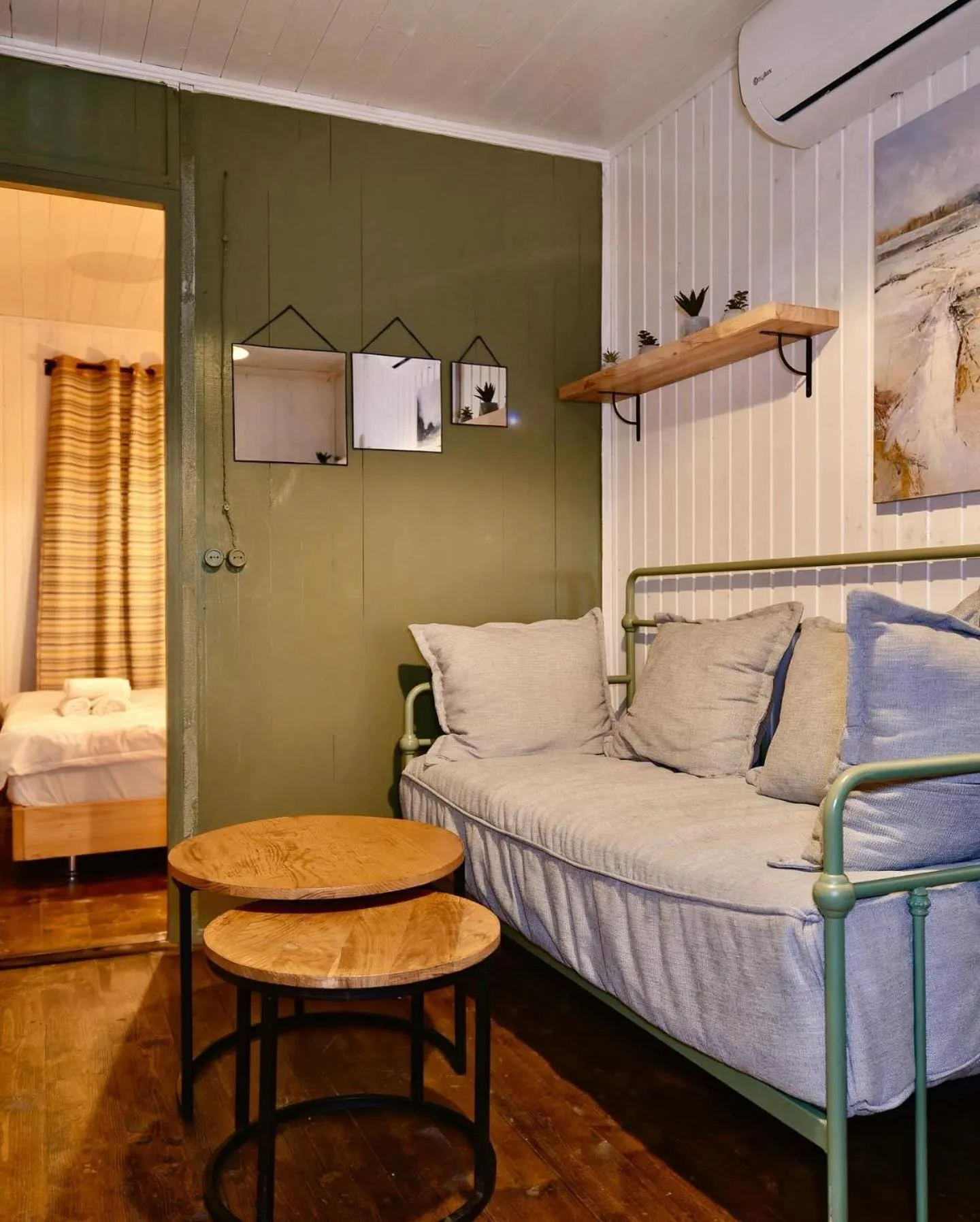 Bed in Chateau Vartsikhe