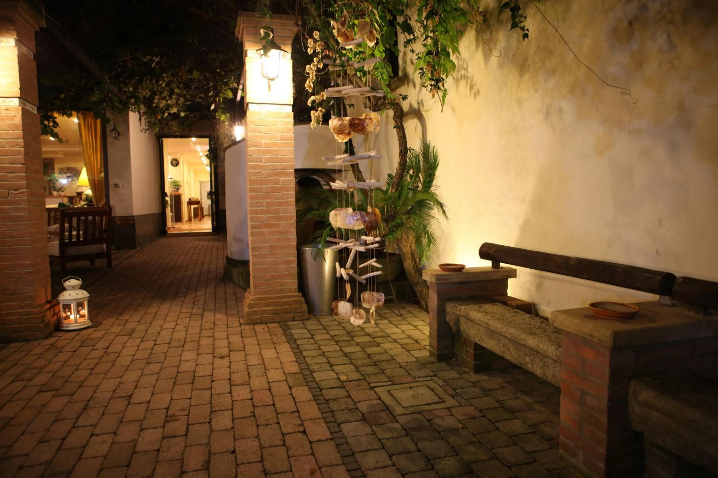 Facade/entrance in Hotel La Torre