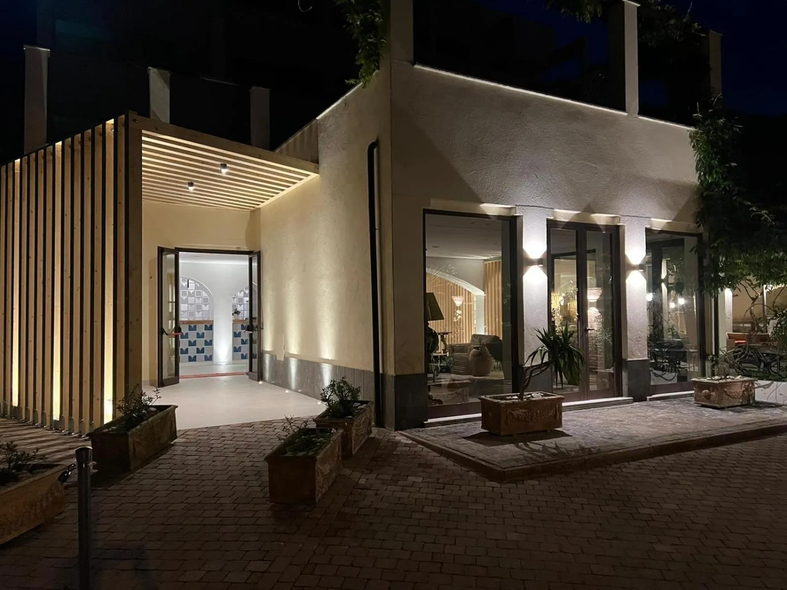 Property building in Hotel La Torre