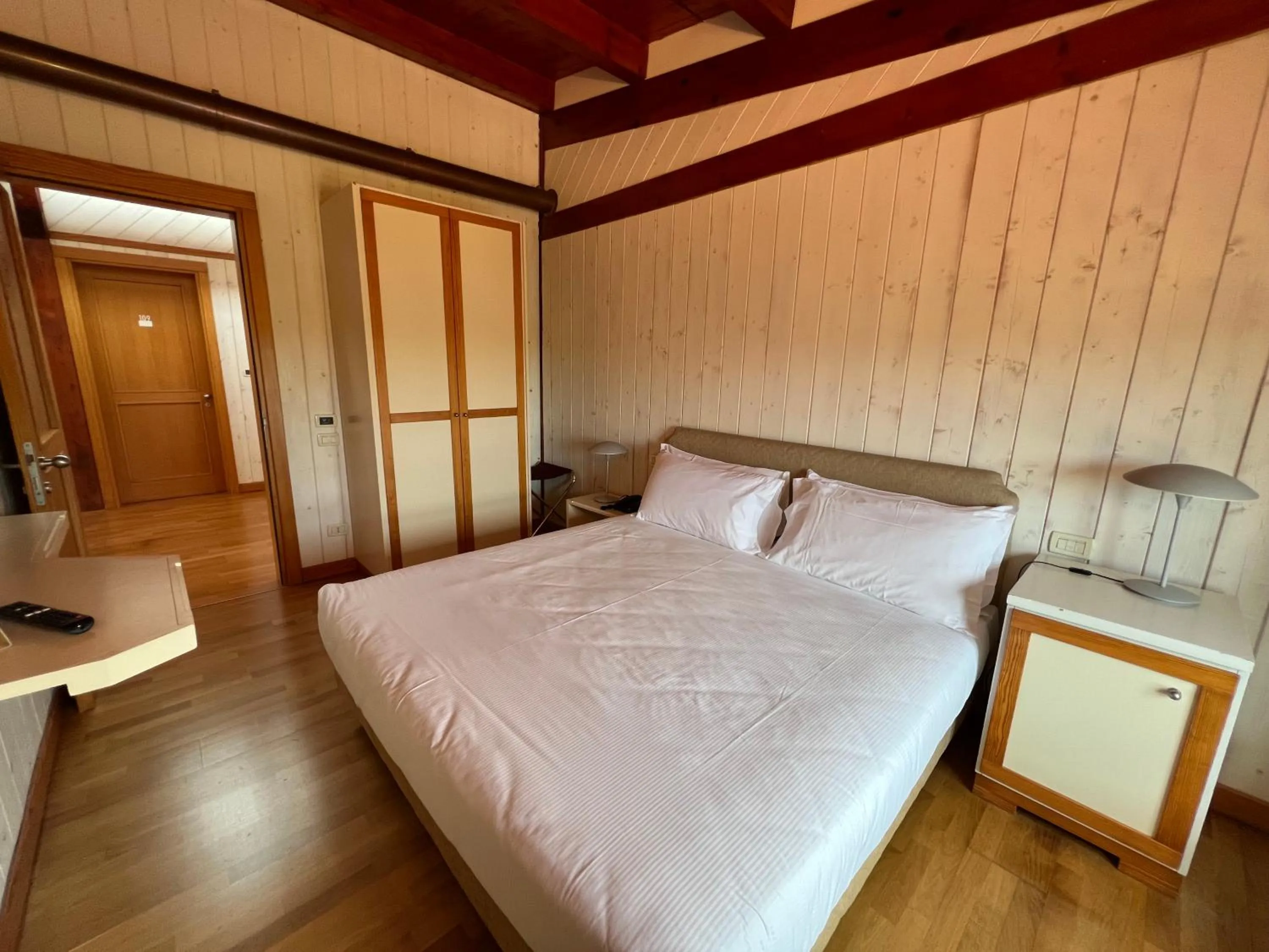 Bed in Apulia Victor Country Hotel