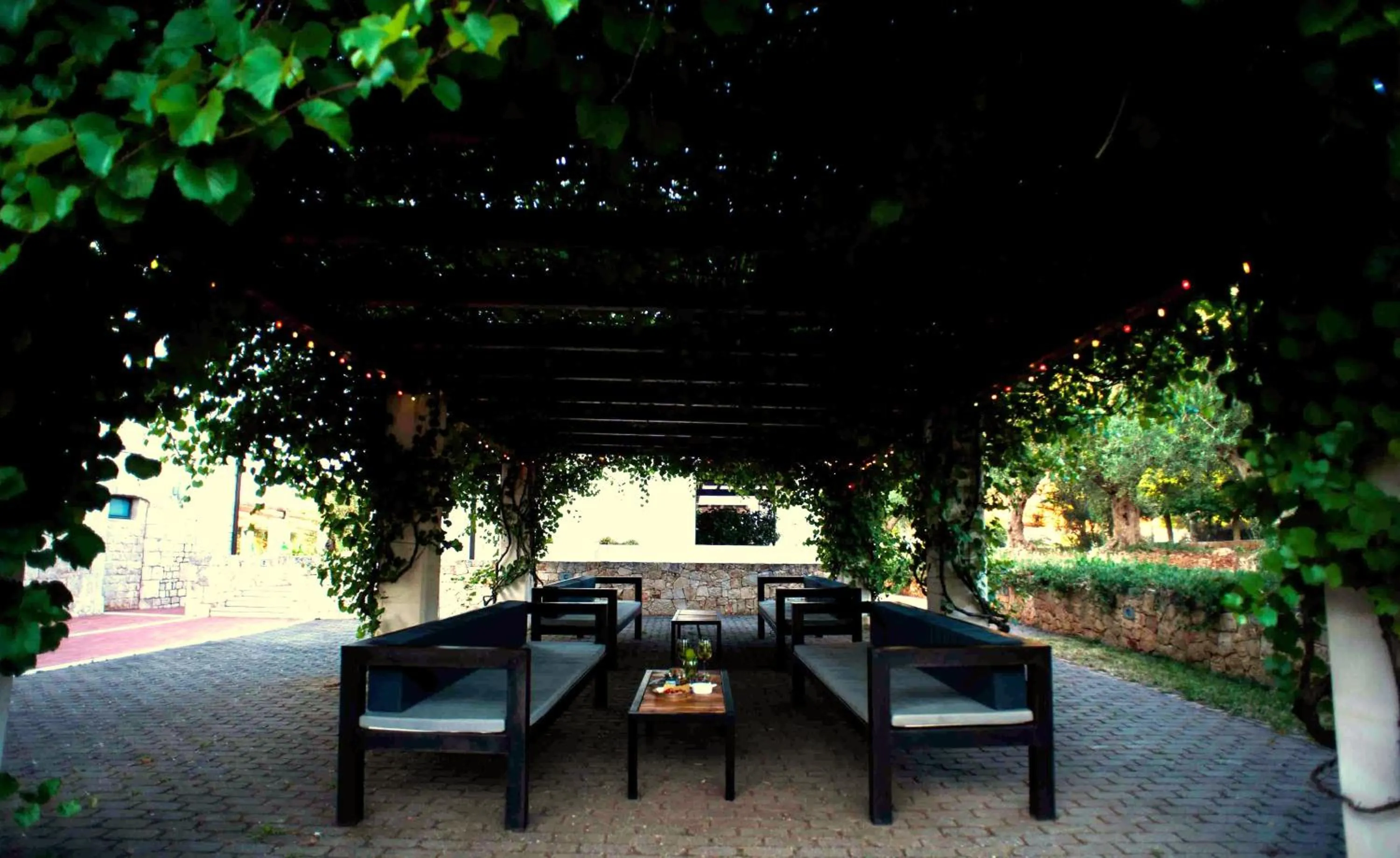 Patio in Apulia Victor Country Hotel