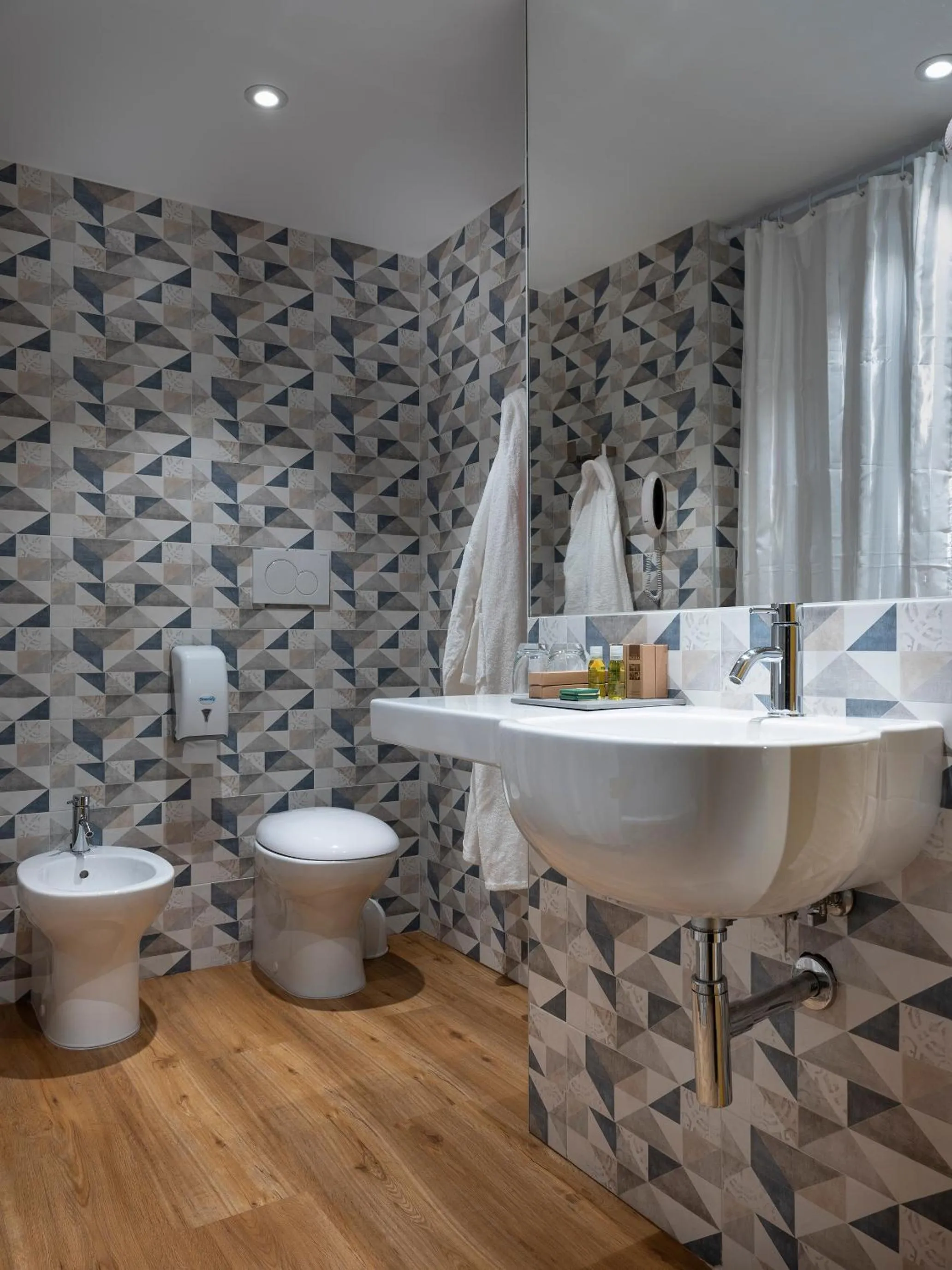 Shower in Hotel Colle Del Sole