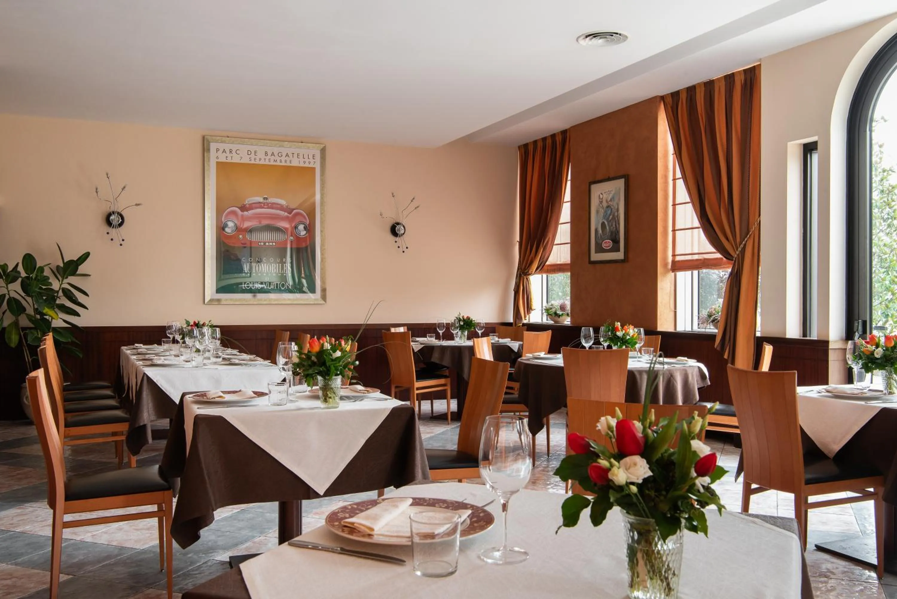 Restaurant/places to eat in Park Hotel Ripaverde