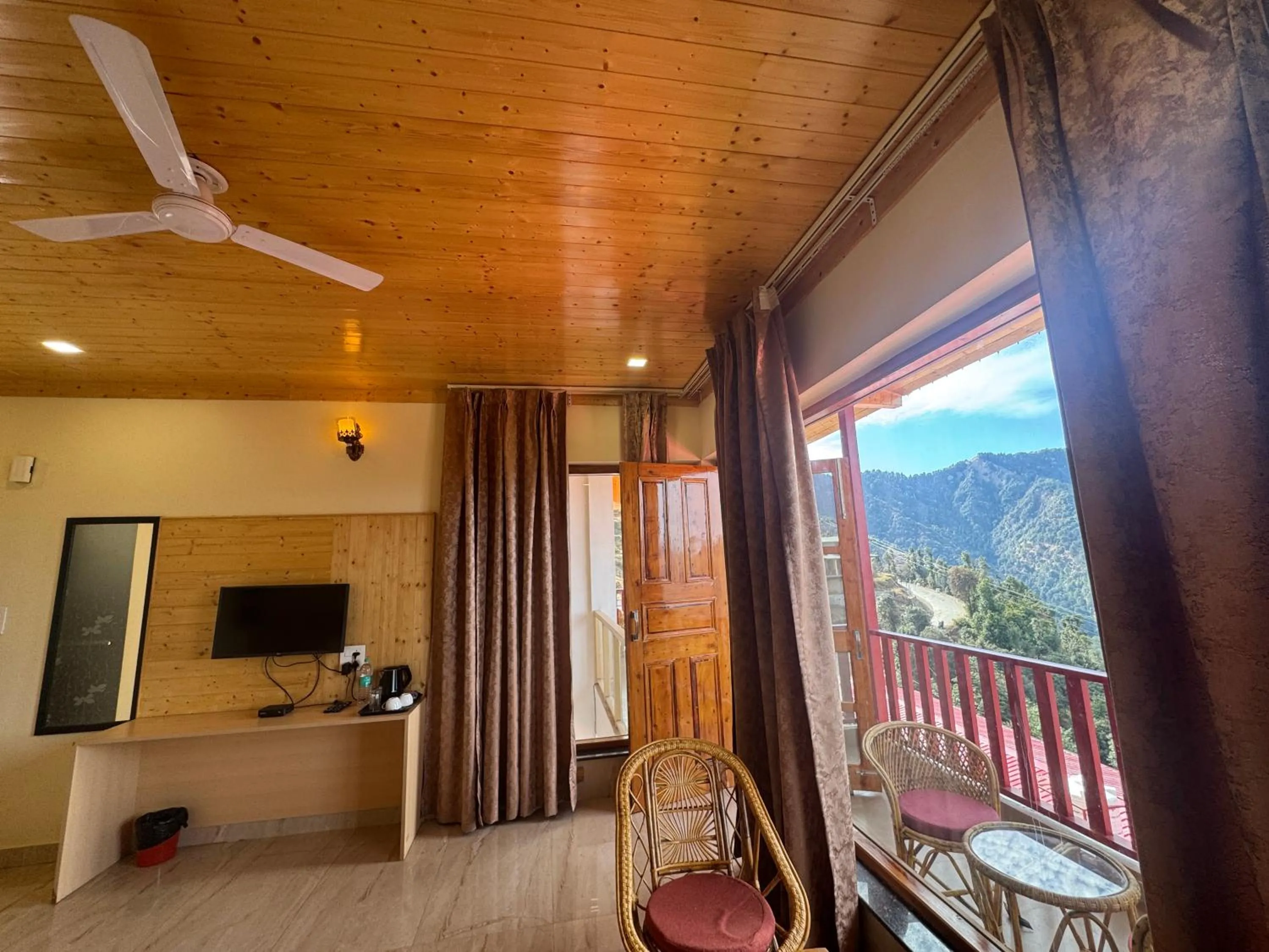 Balcony/Terrace in The Vintage Hill Village - Himalayan Boutique Resort