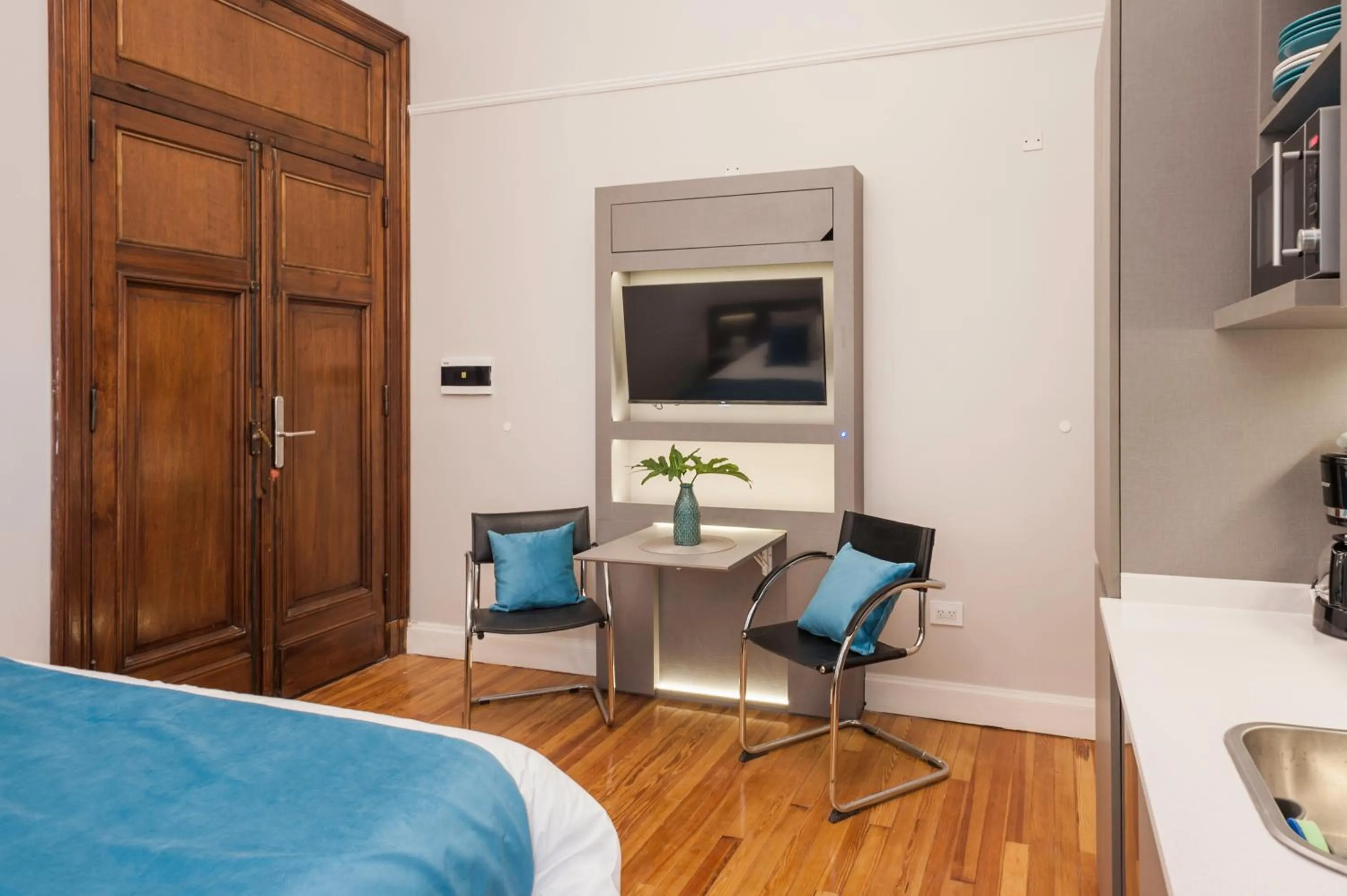 Bed in Sarmiento Flats