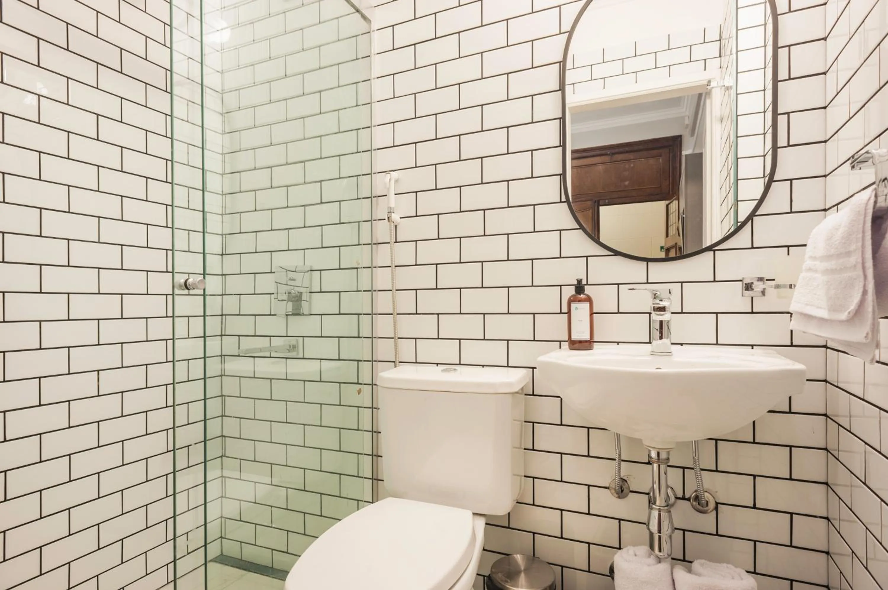 Shower in Sarmiento Flats