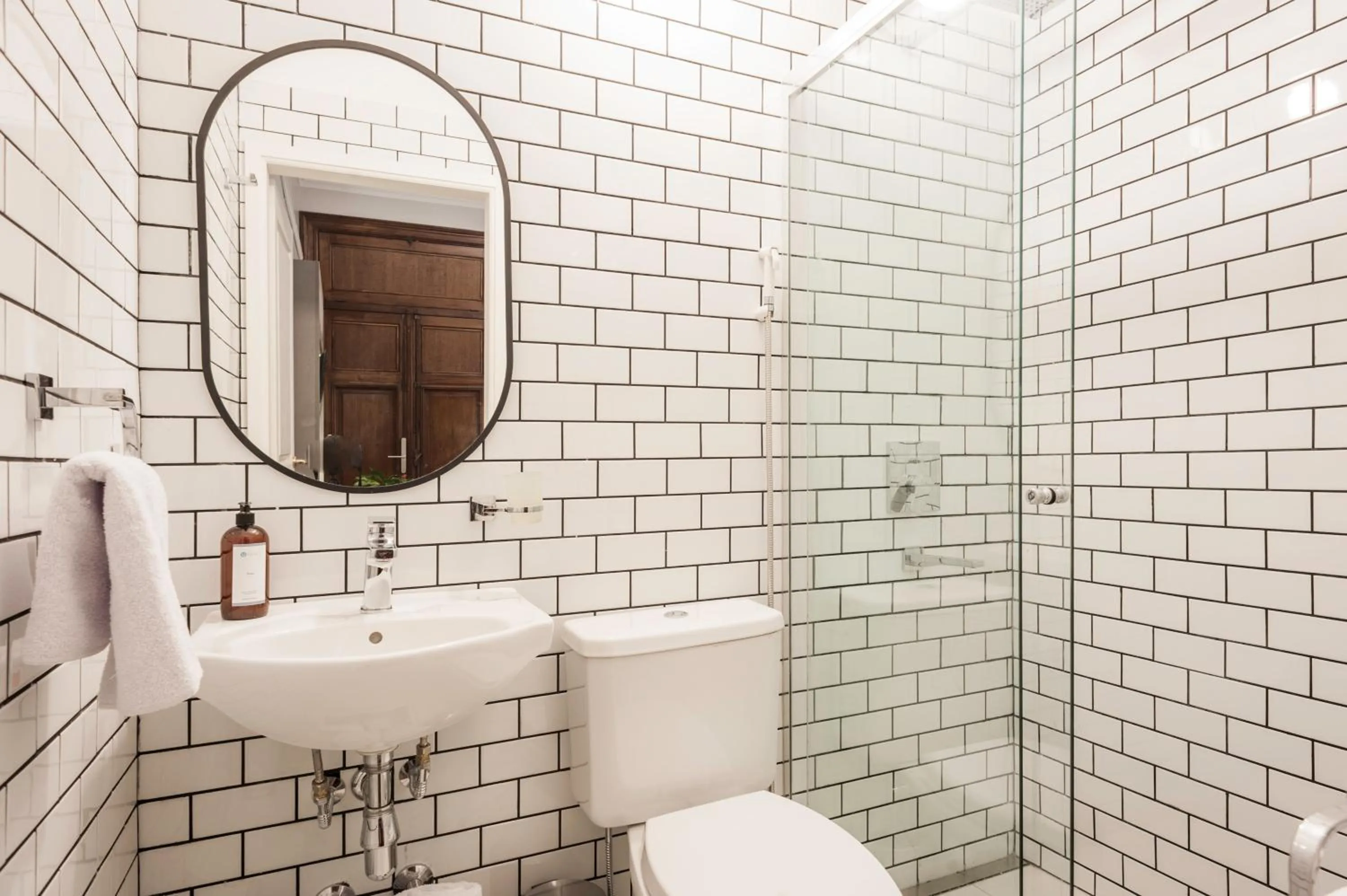 Shower in Sarmiento Flats