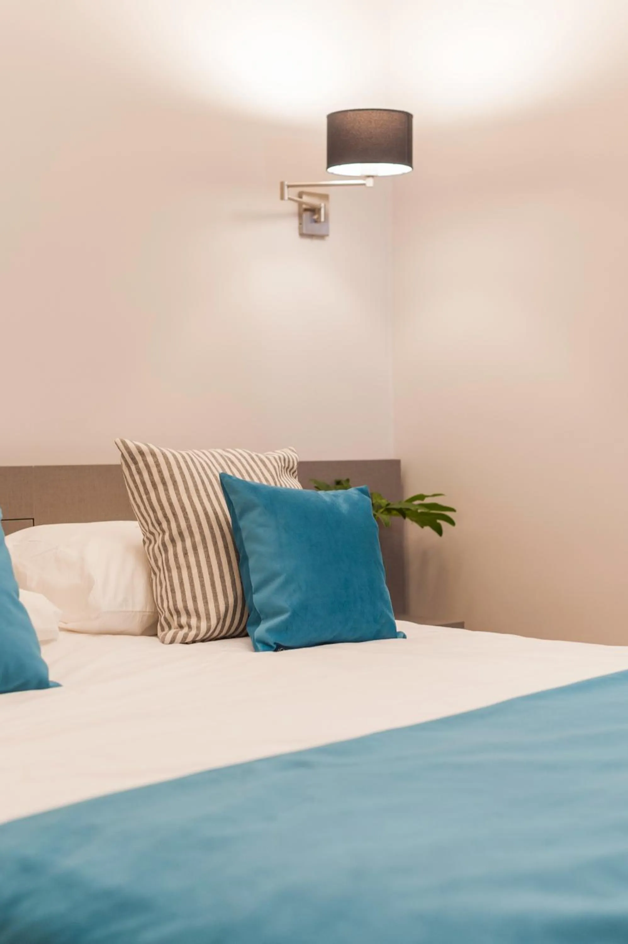 Bed in Sarmiento Flats