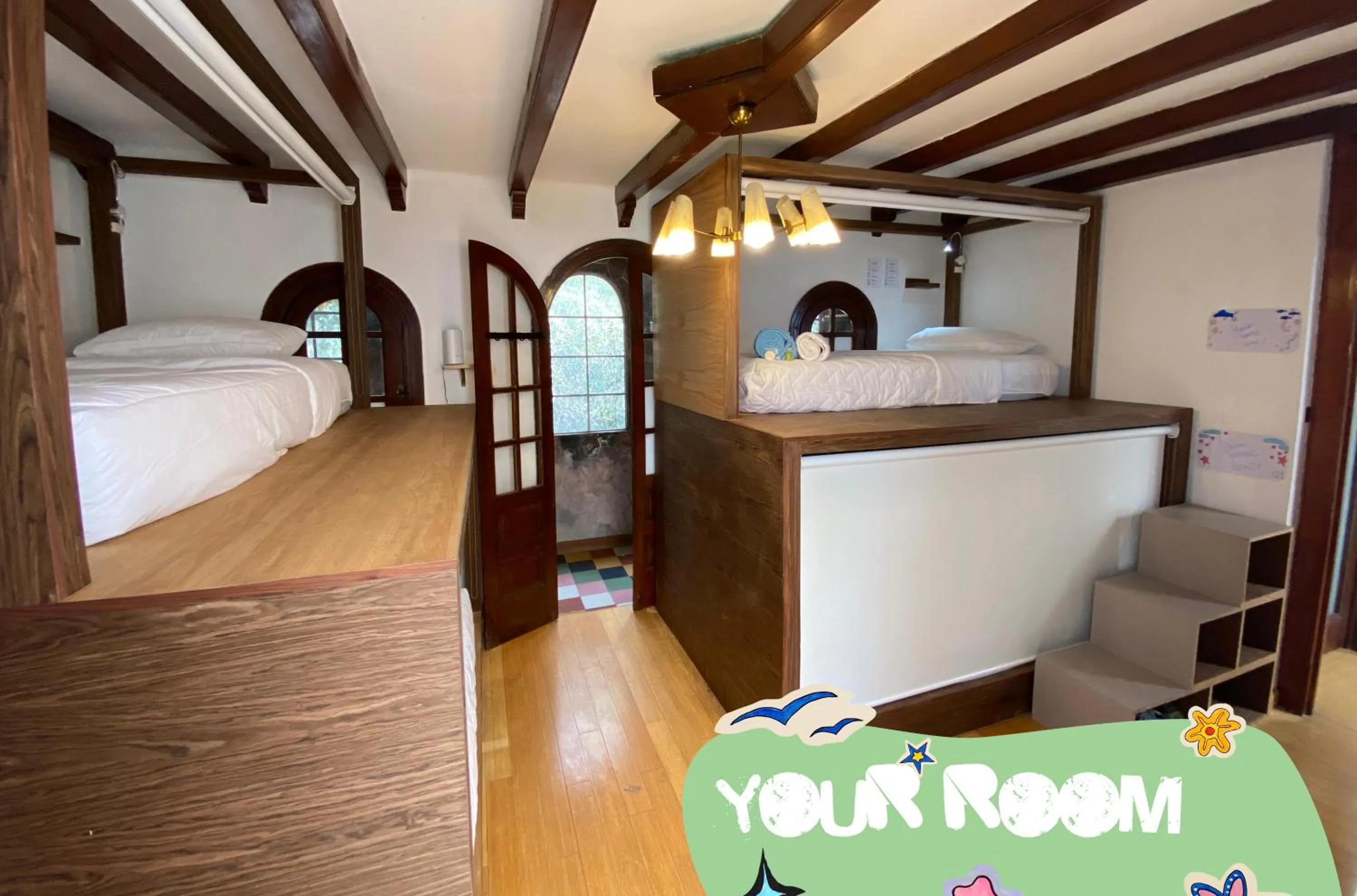 Photo of the whole room, Bed in Hostal Fungi Casa Rosa