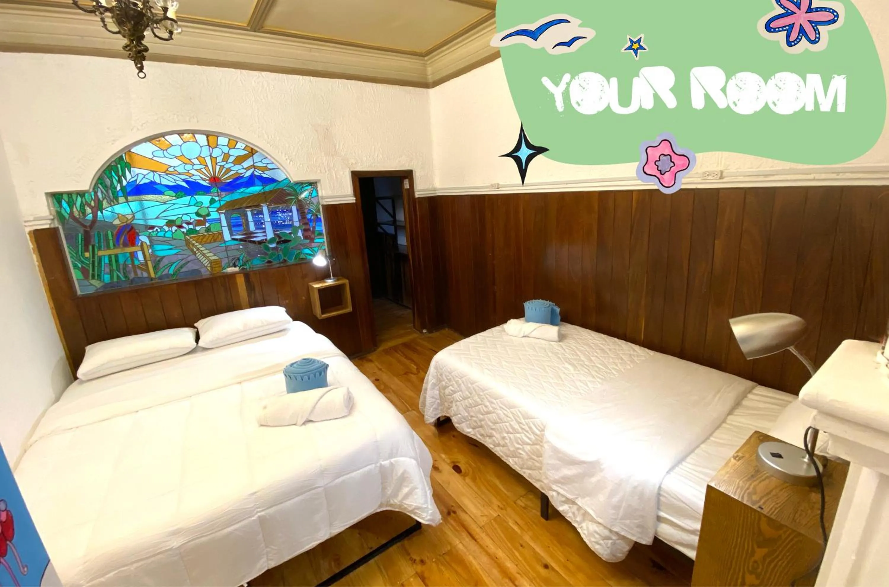 Bed in Hostal Fungi Casa Rosa