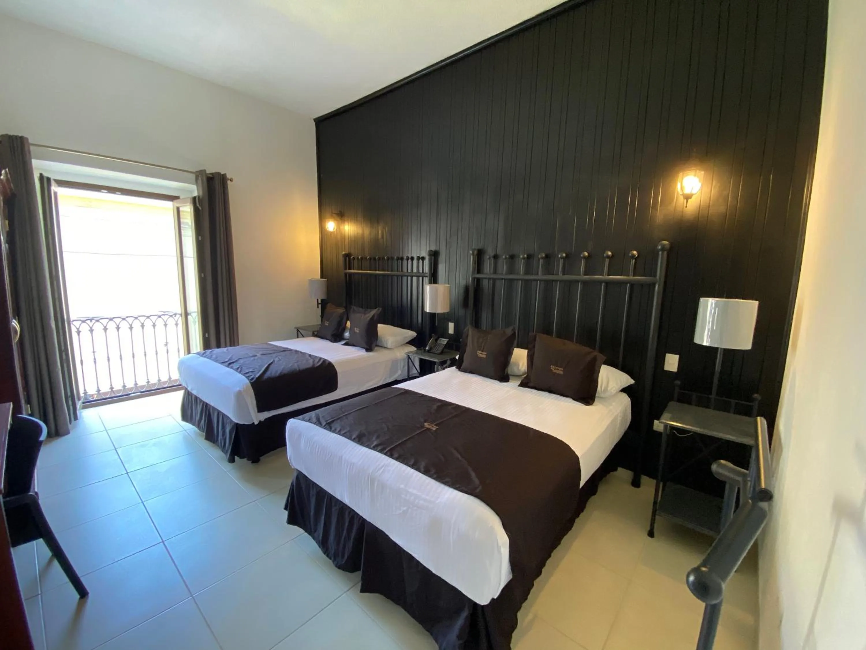 Bed in Hotel Plata Condesa