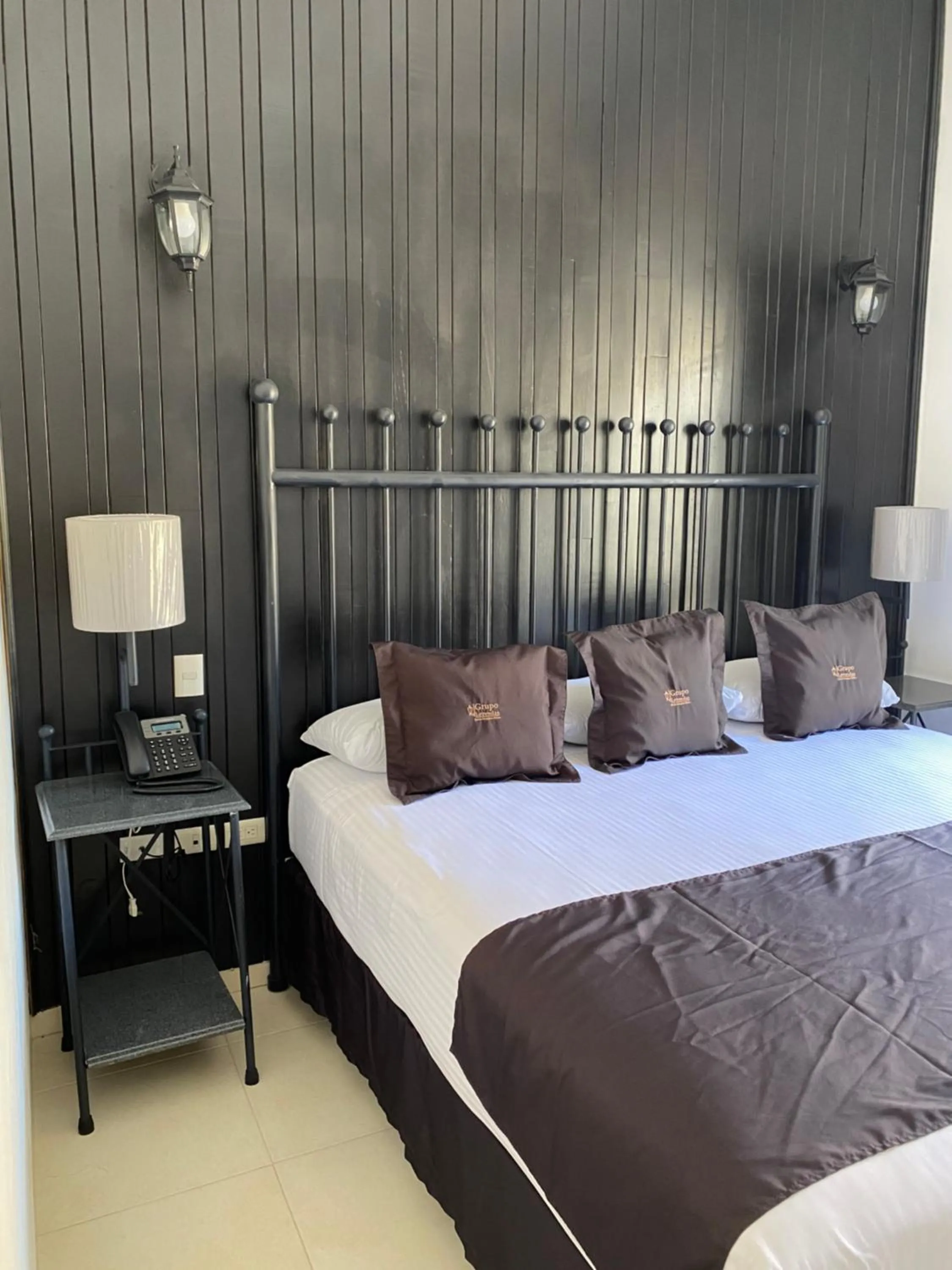 Bed in Hotel Plata Condesa