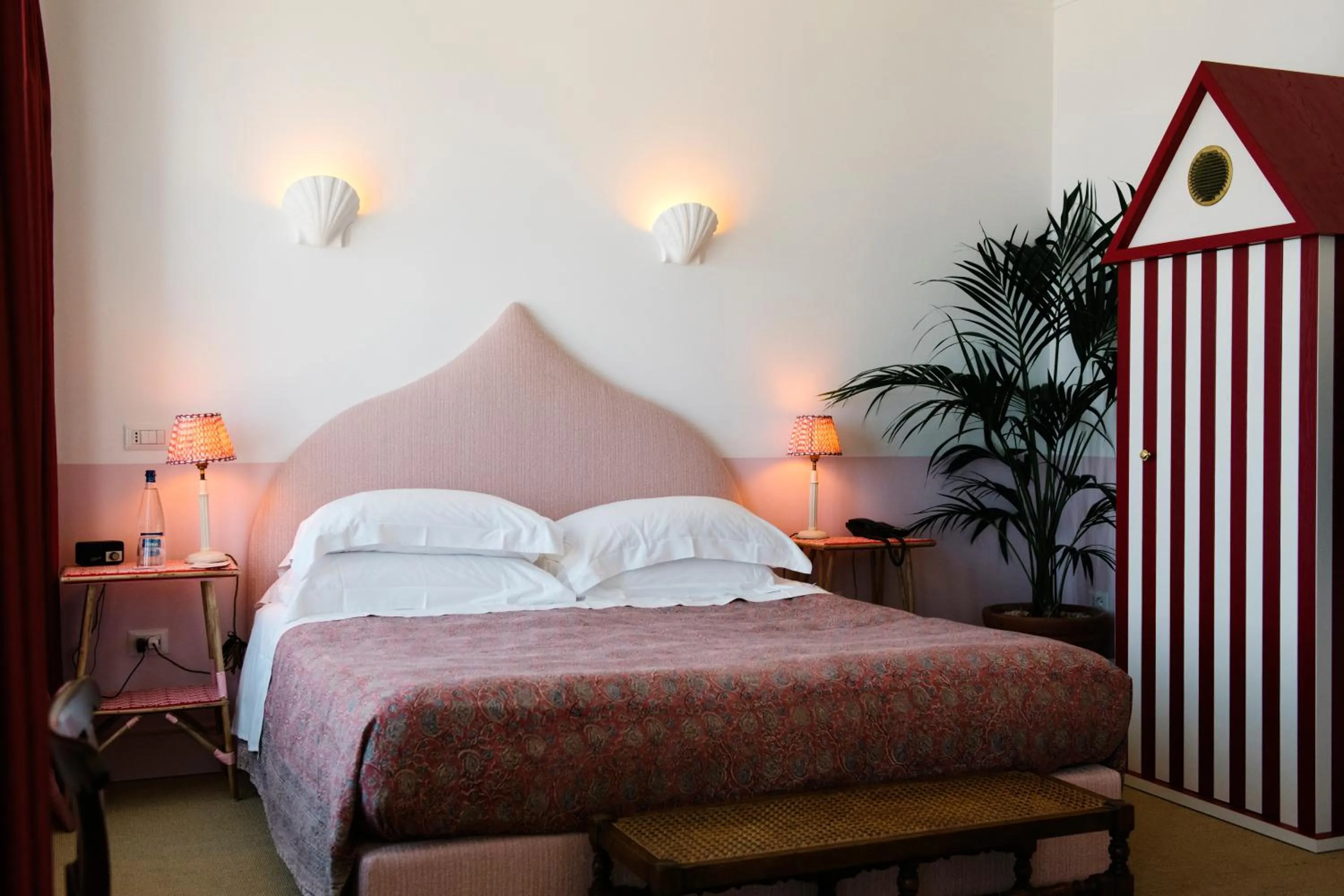 Bedroom, Bed in Il Capri Hotel