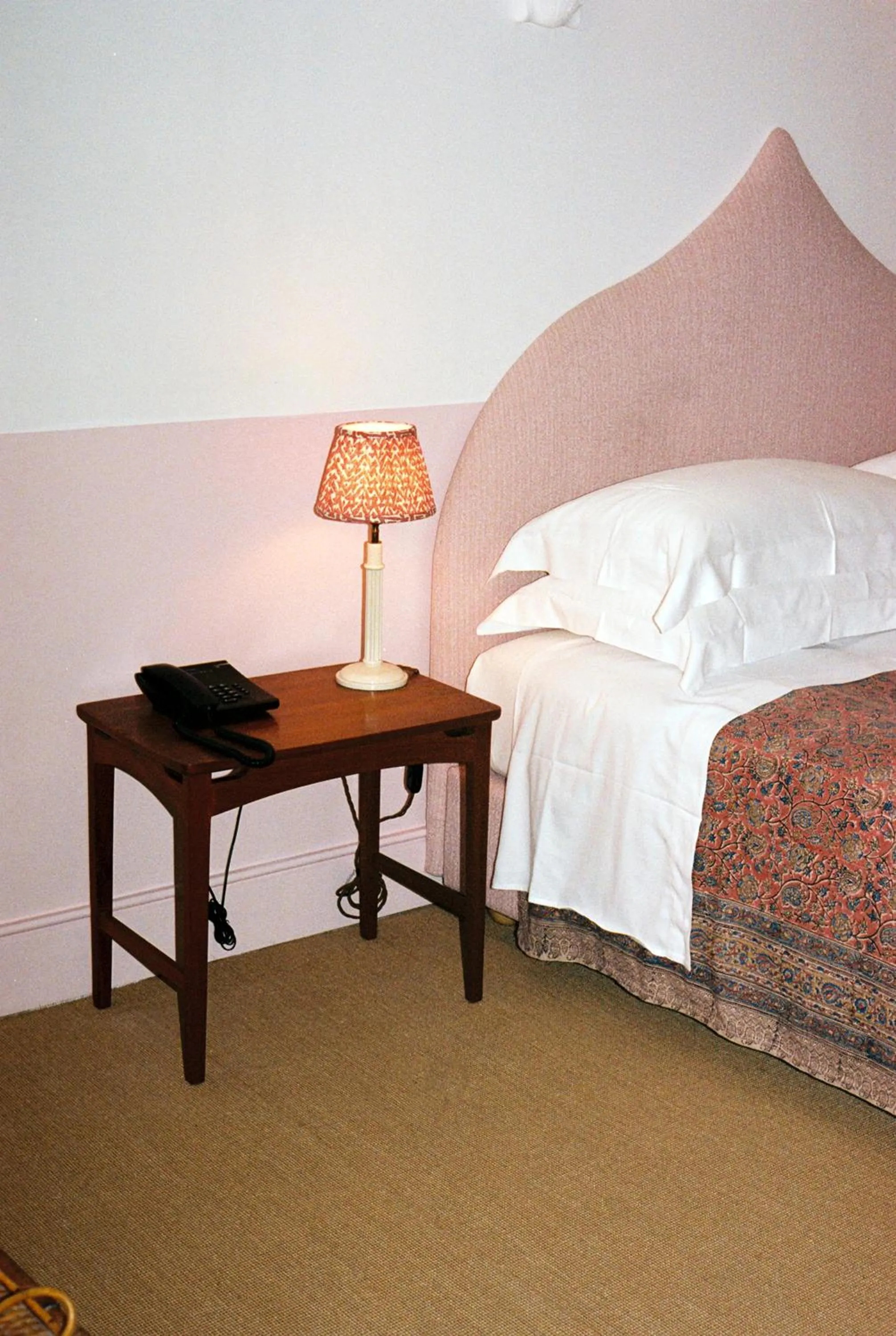 Bed in Il Capri Hotel