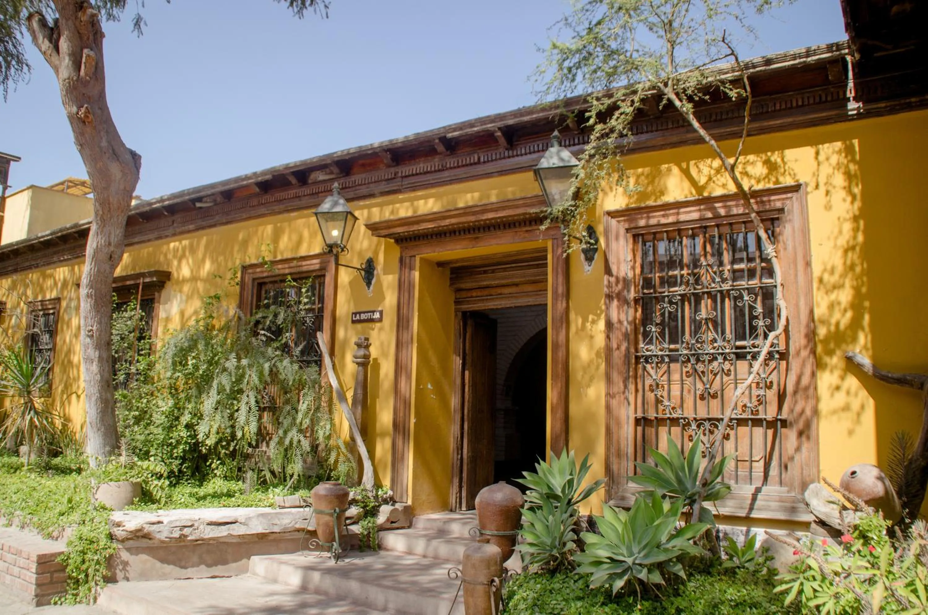 Business facilities in Hotel & Hacienda El Carmelo