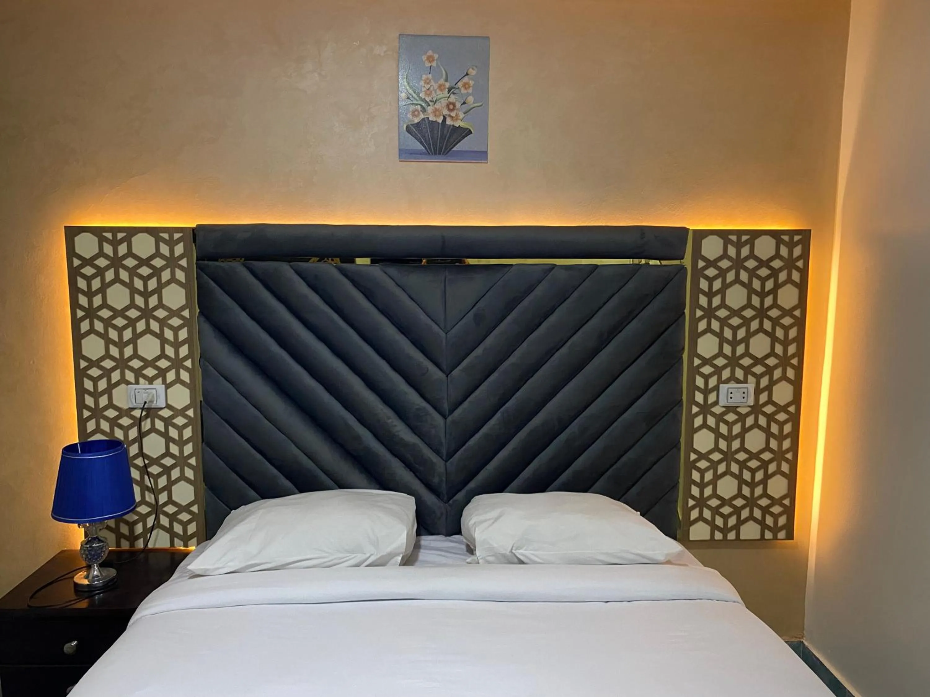 Bed in Golden Pyramids Inn