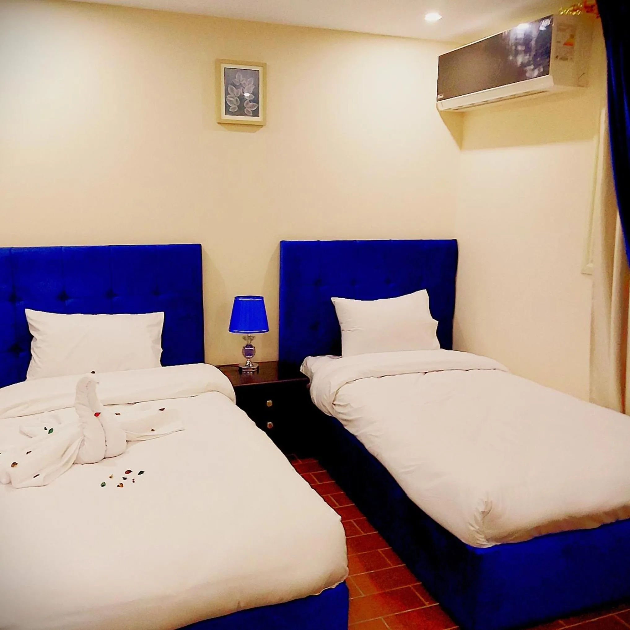 Bed in Golden Pyramids Inn