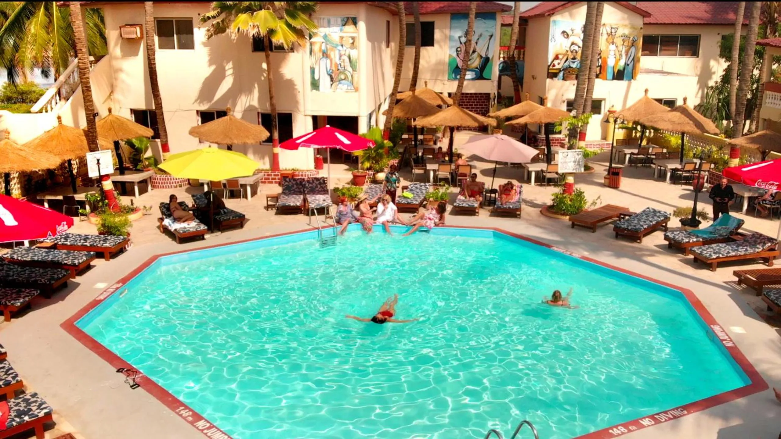 Swimming pool in Palm Beach Hotel