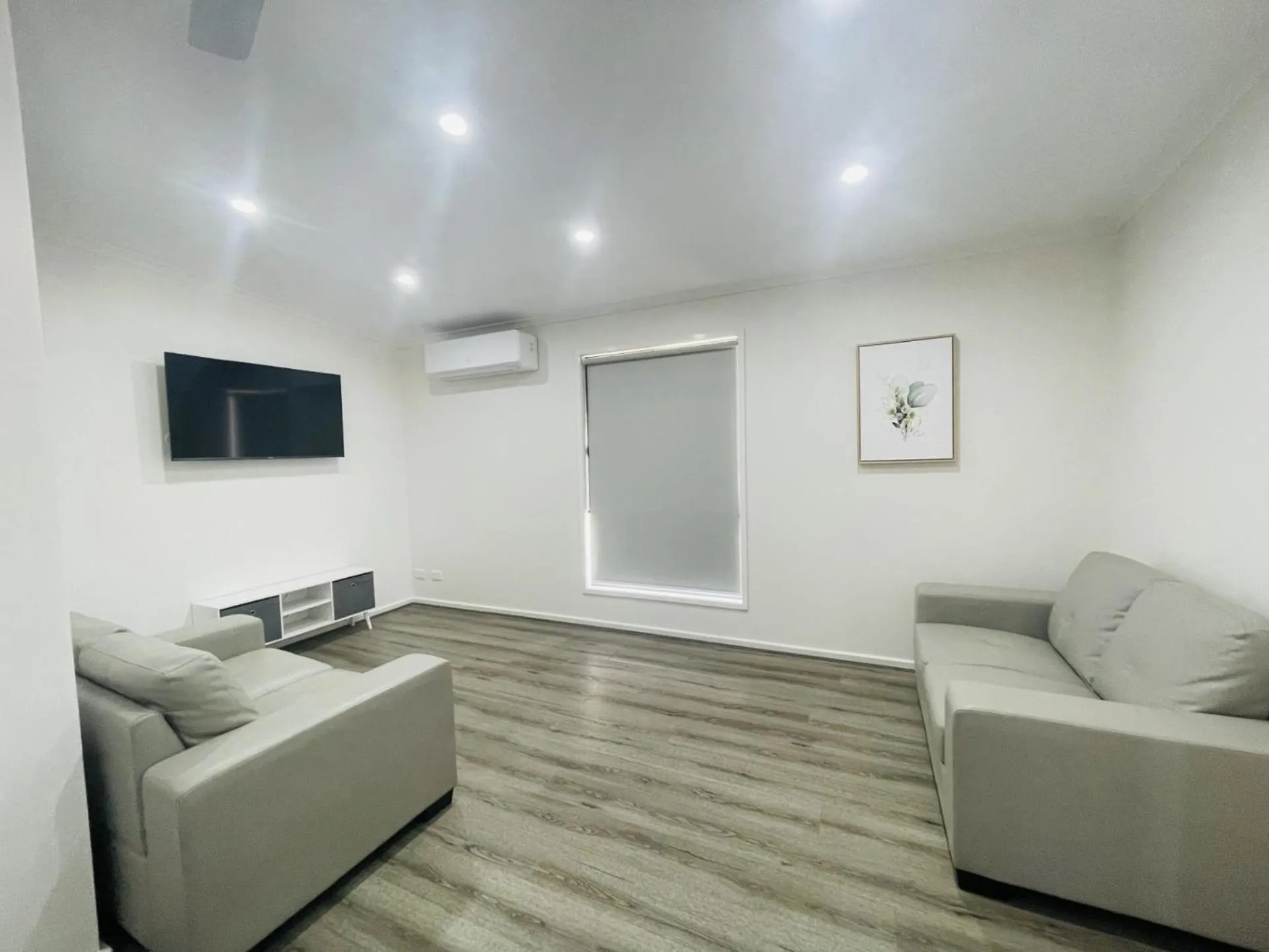 Living room in Broken Hill Outback View Holiday Park