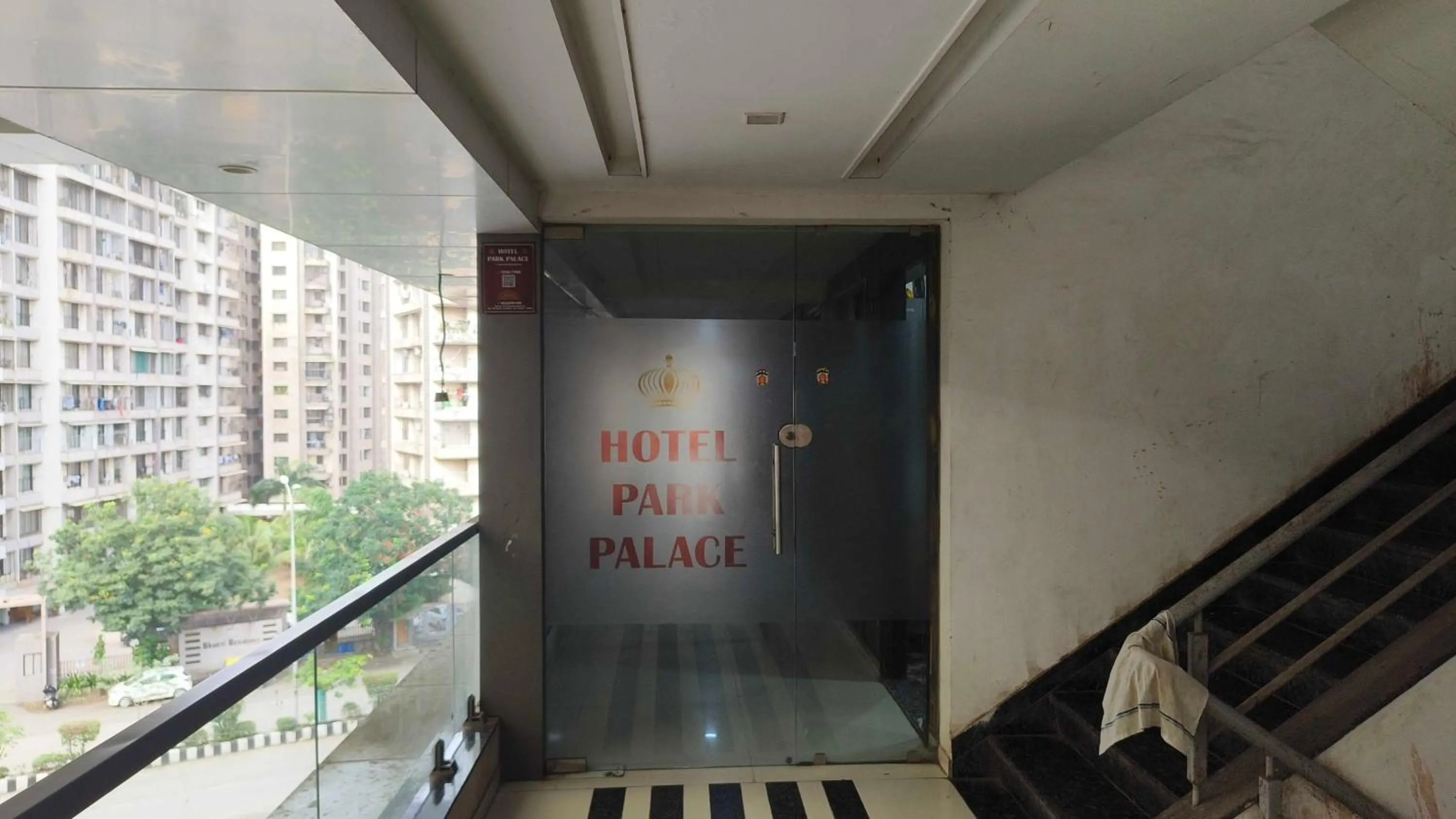 Facade/entrance in Hotel O Park Palace