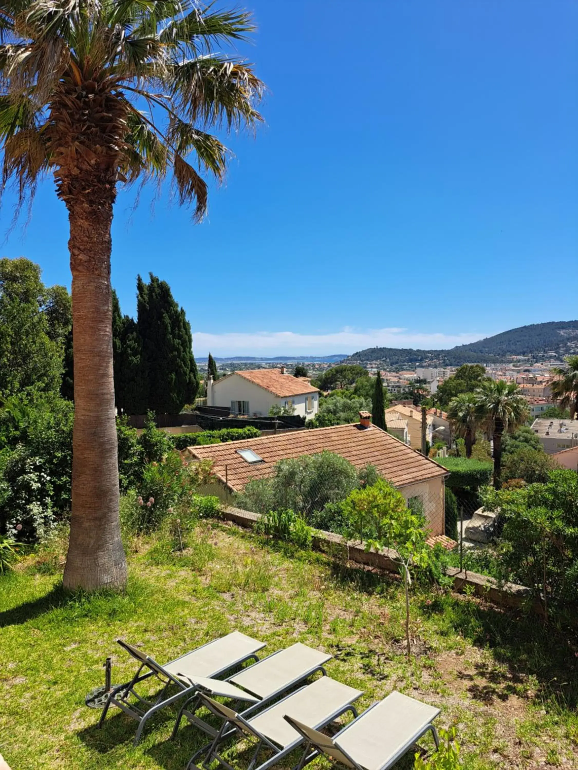 Bas Villa, Vue mer, Centre ville, Paradis, calme Bas Villa, Vue mer, Centre ville, Paradis, calme
