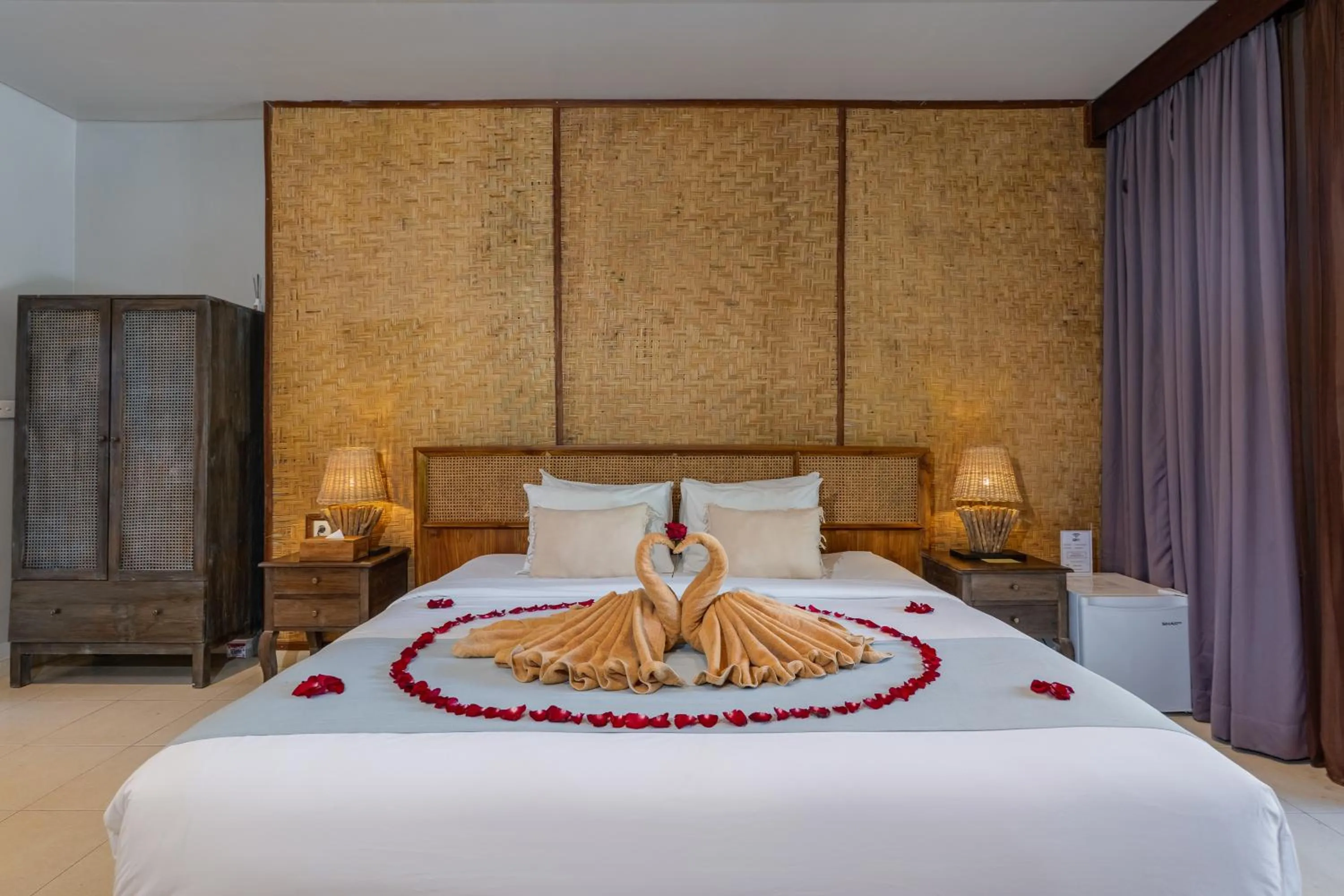 Bed in Lokasari Retreat