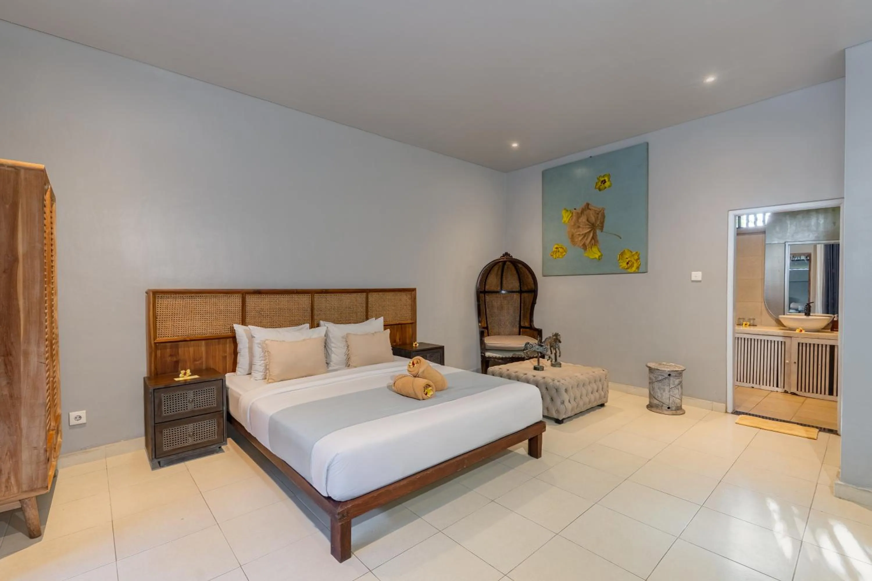 Bed in Lokasari Retreat