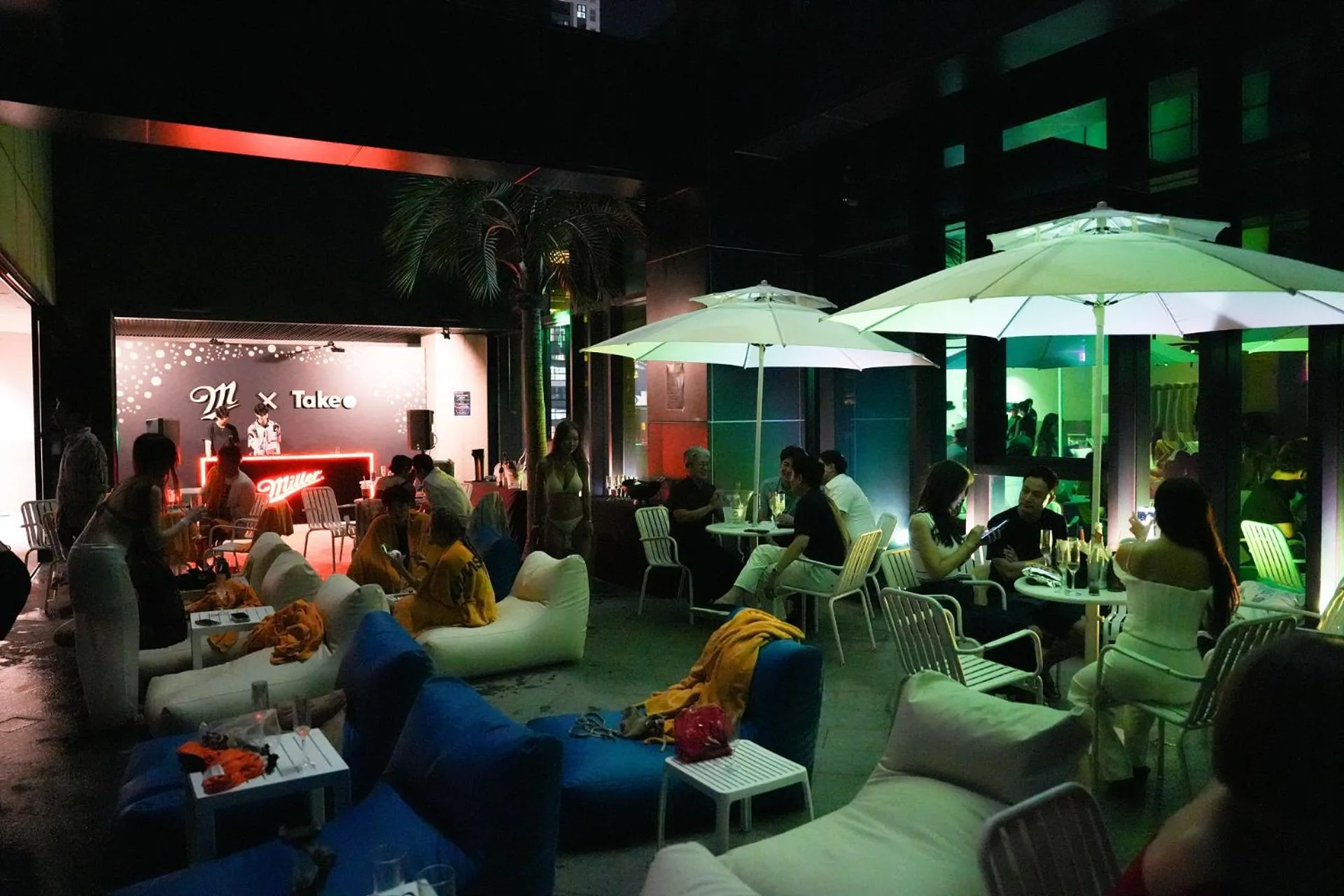 Swimming pool in Take Hotel Seoul Gwangmyeong