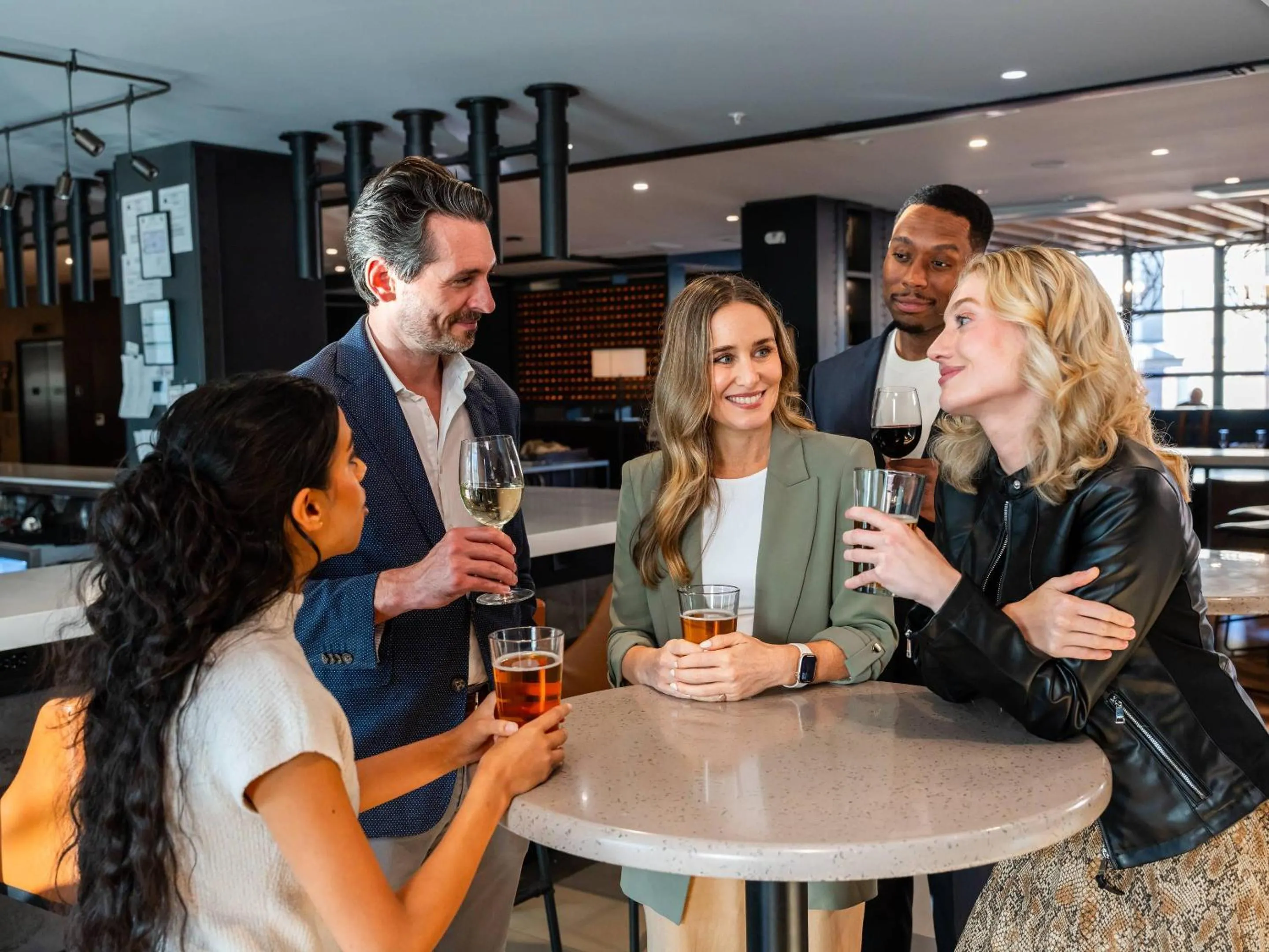 Restaurant/places to eat in Cambria Hotel Portland Downtown Old Port