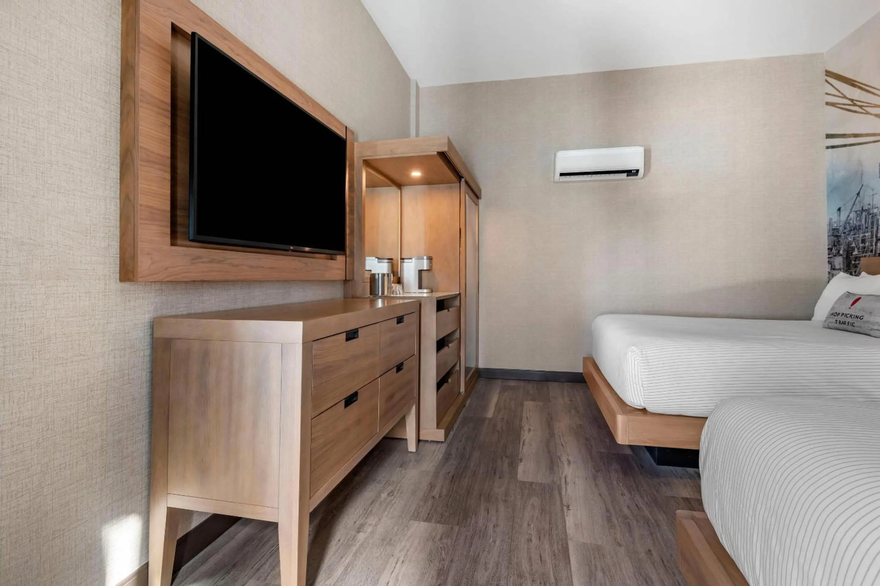 Bedroom, Bed in Cambria Hotel Portland Downtown Old Port