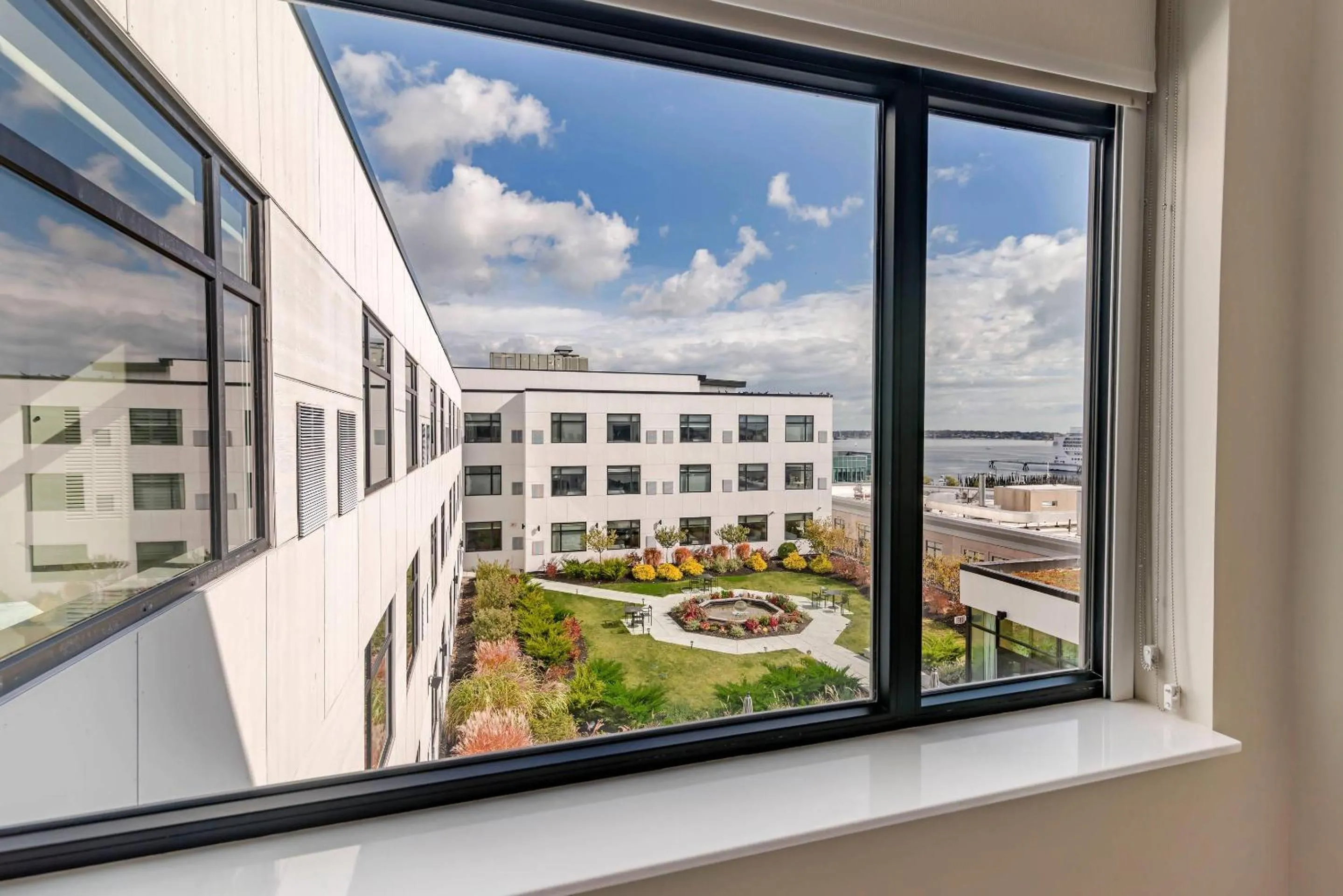 Bedroom in Cambria Hotel Portland Downtown Old Port