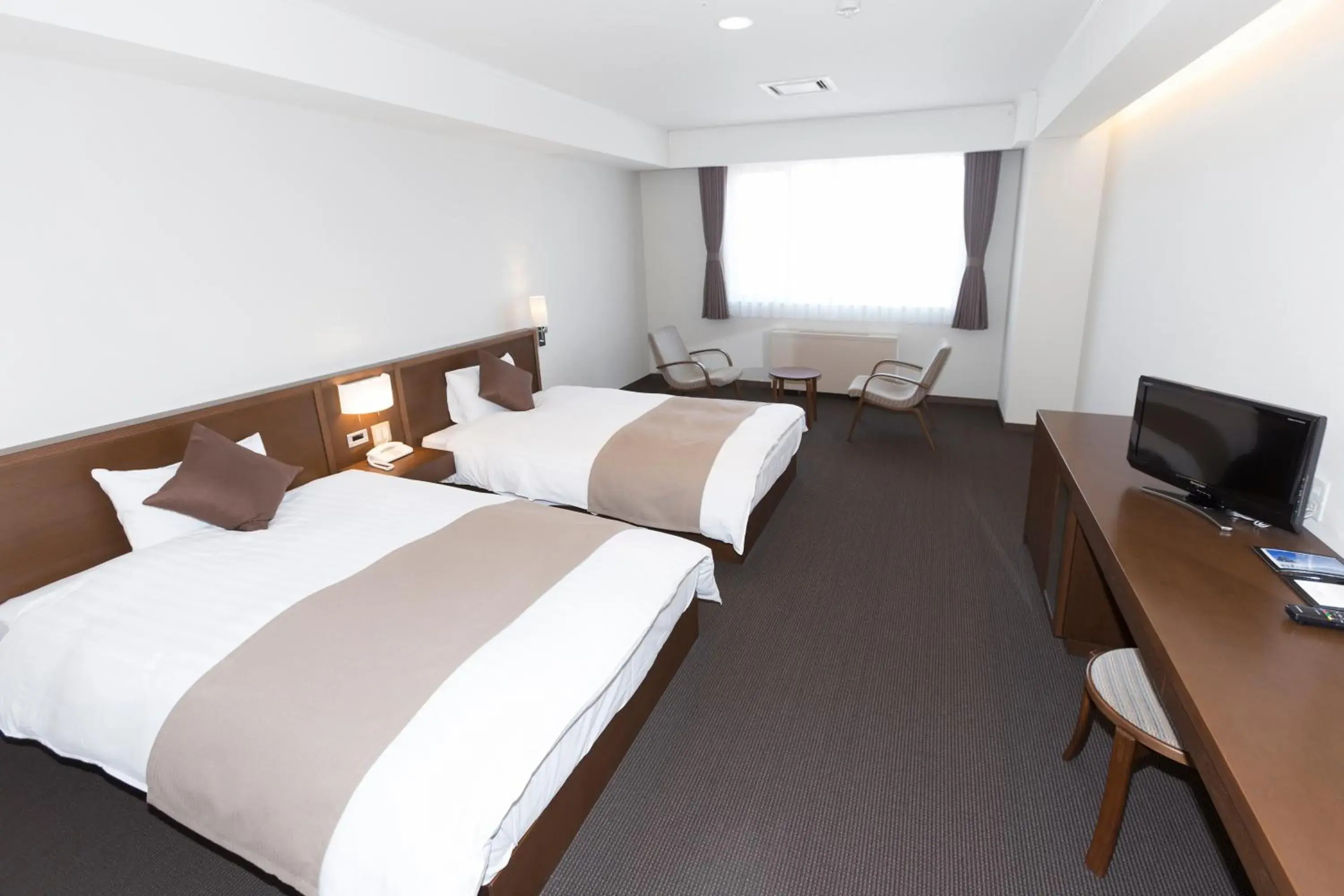 Twin Room - Non-Smoking in Kiyosato Onsen Hotel Ryokuseisou Twin Room - Non-Smoking in Kiyosato Onsen Hotel Ryokuseisou