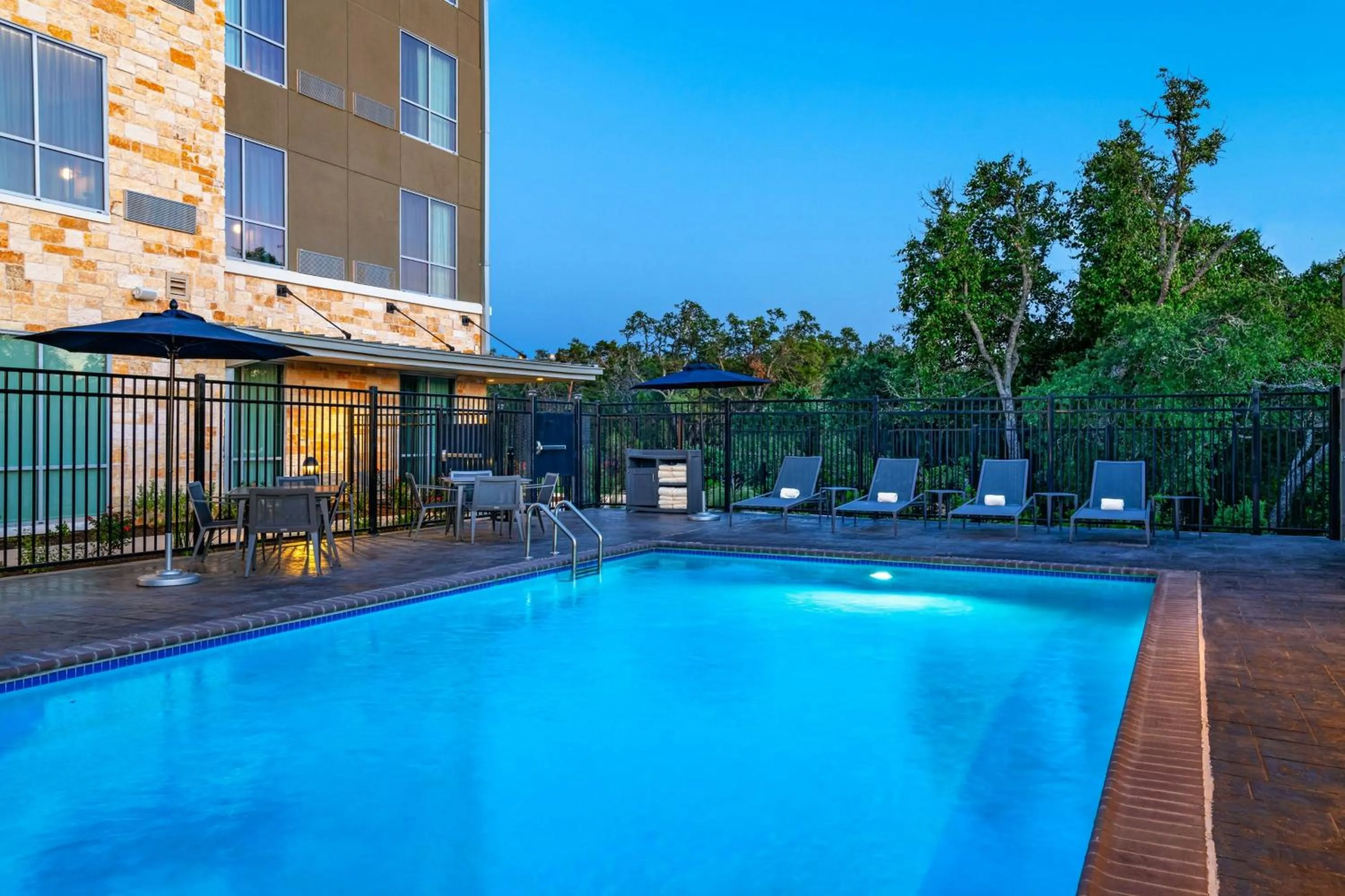 Swimming pool in Courtyard by Marriott Austin Dripping Springs