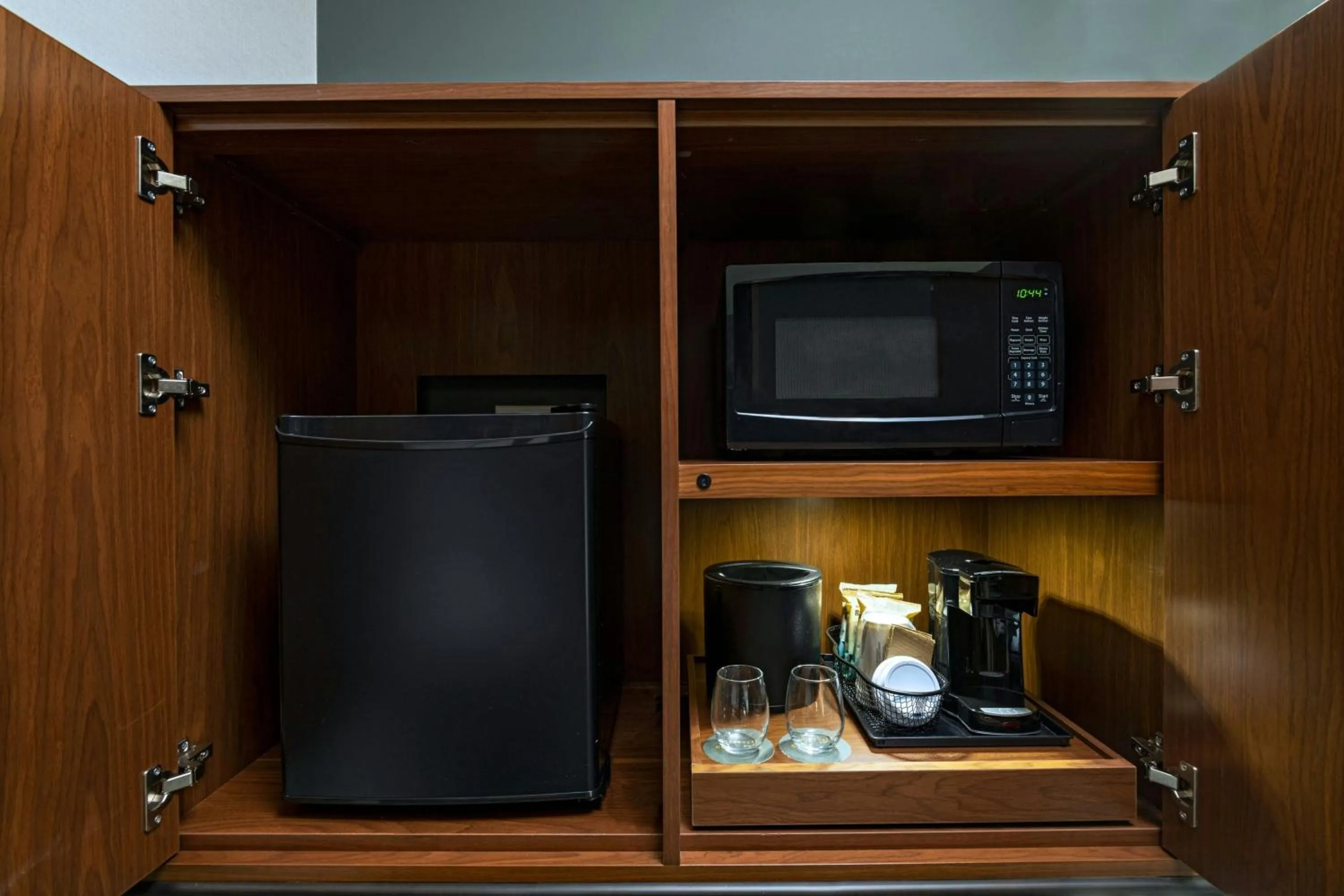 Photo of the whole room in Courtyard by Marriott Austin Dripping Springs